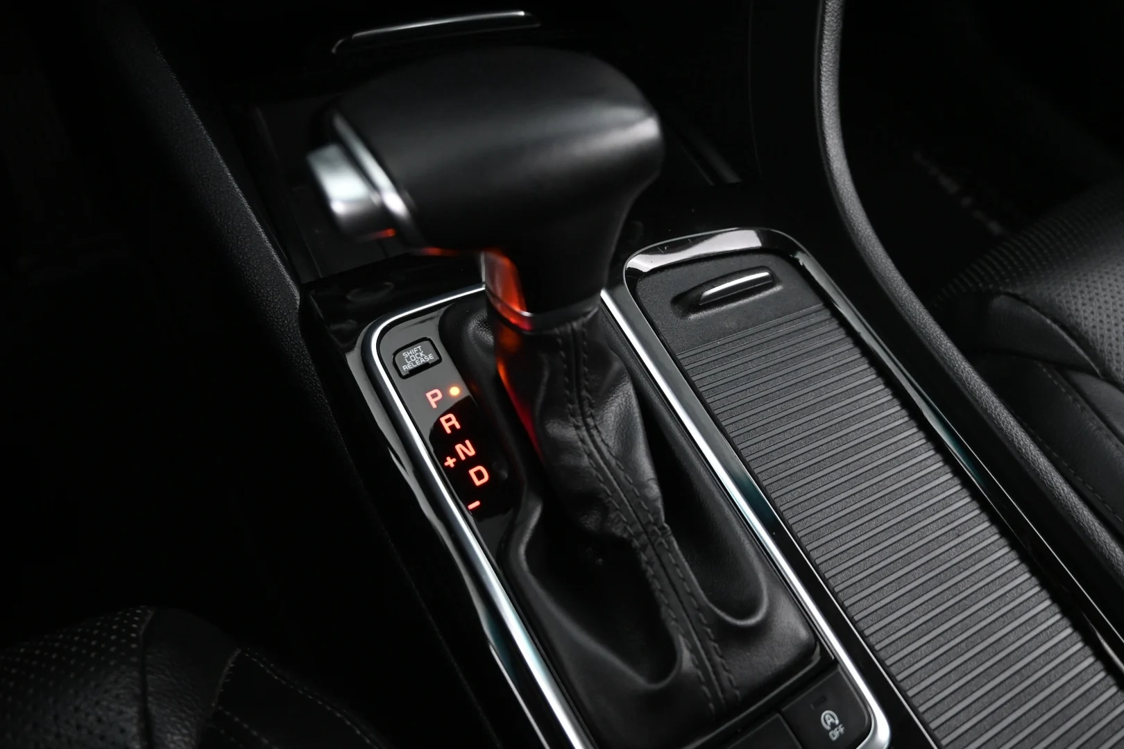 Car Image - 14n1okmjODgIFaPlMabE57