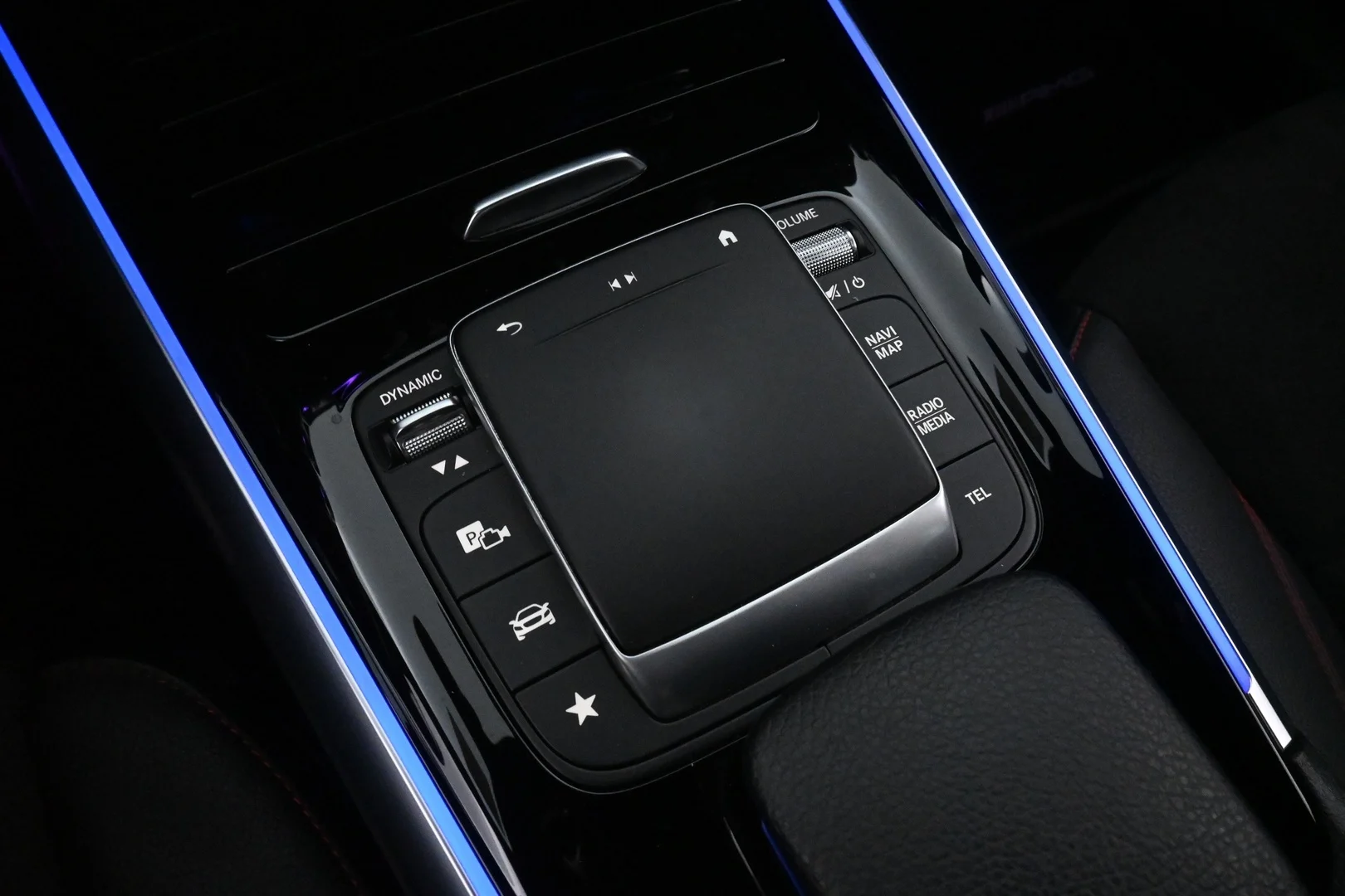 Car Image - 5B15sBUq2WDPQjcdk1xMyT