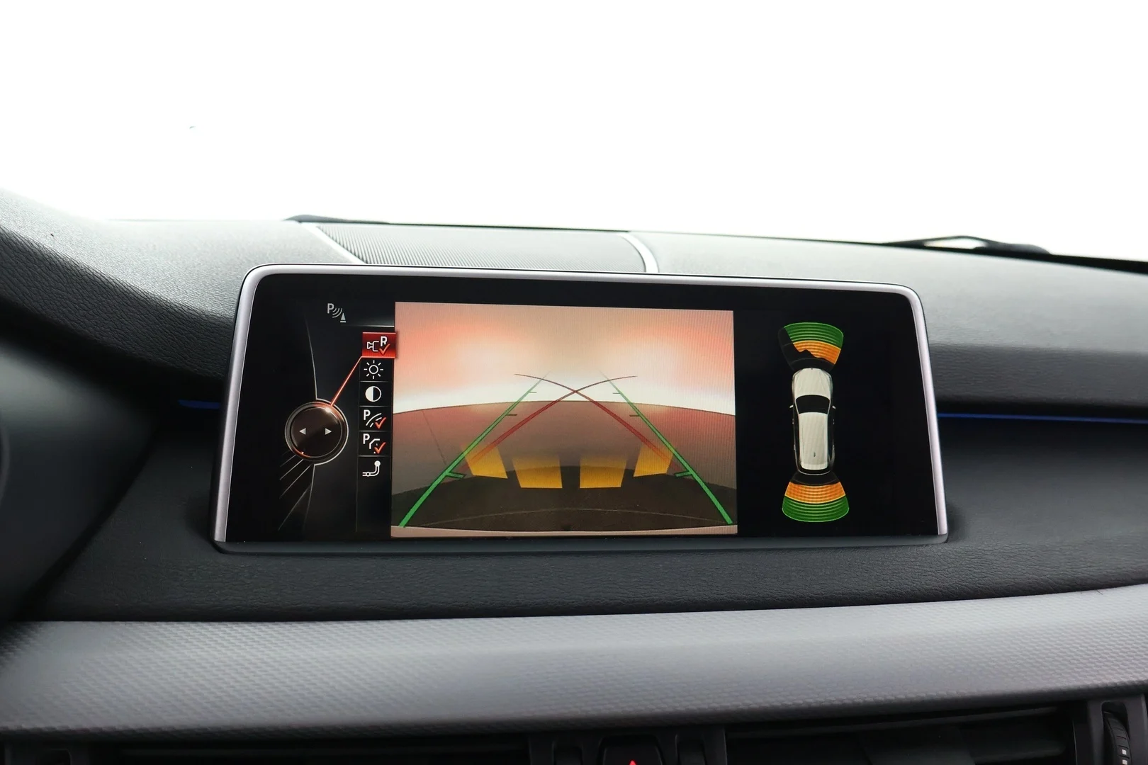 Car Image - ZGFk8DKUOrhbueYCeQFf6