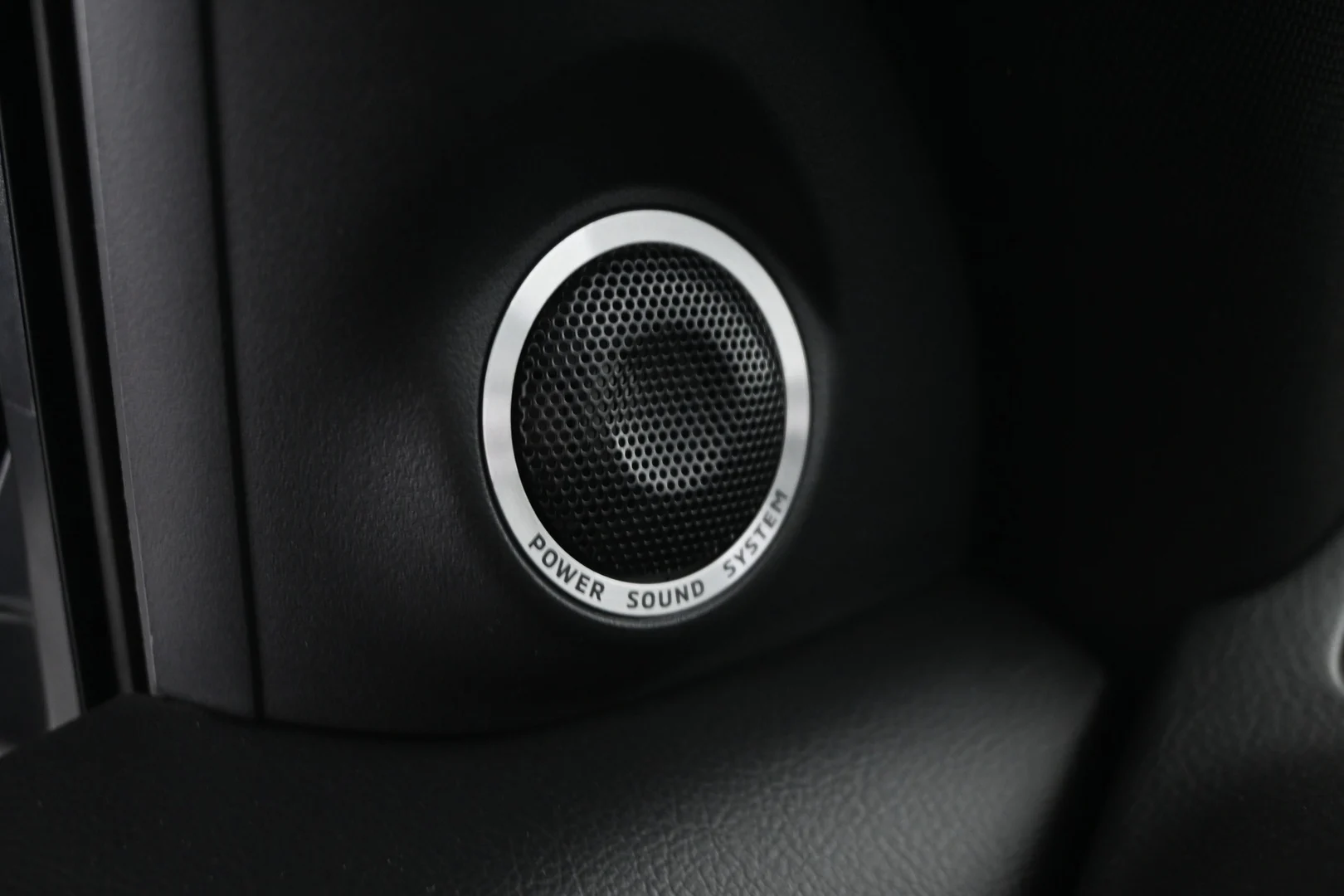 Car Image - 2wG5MySLzrmIF7P4vCSfu7