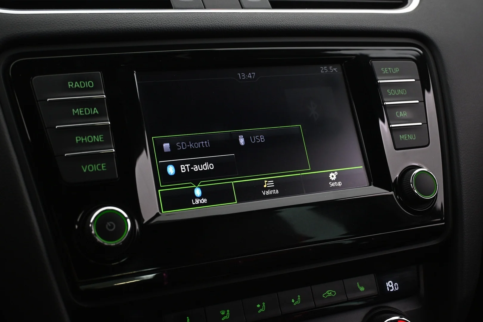 Car Image - 5FqOdjkRpViTDhv3EyY7Av