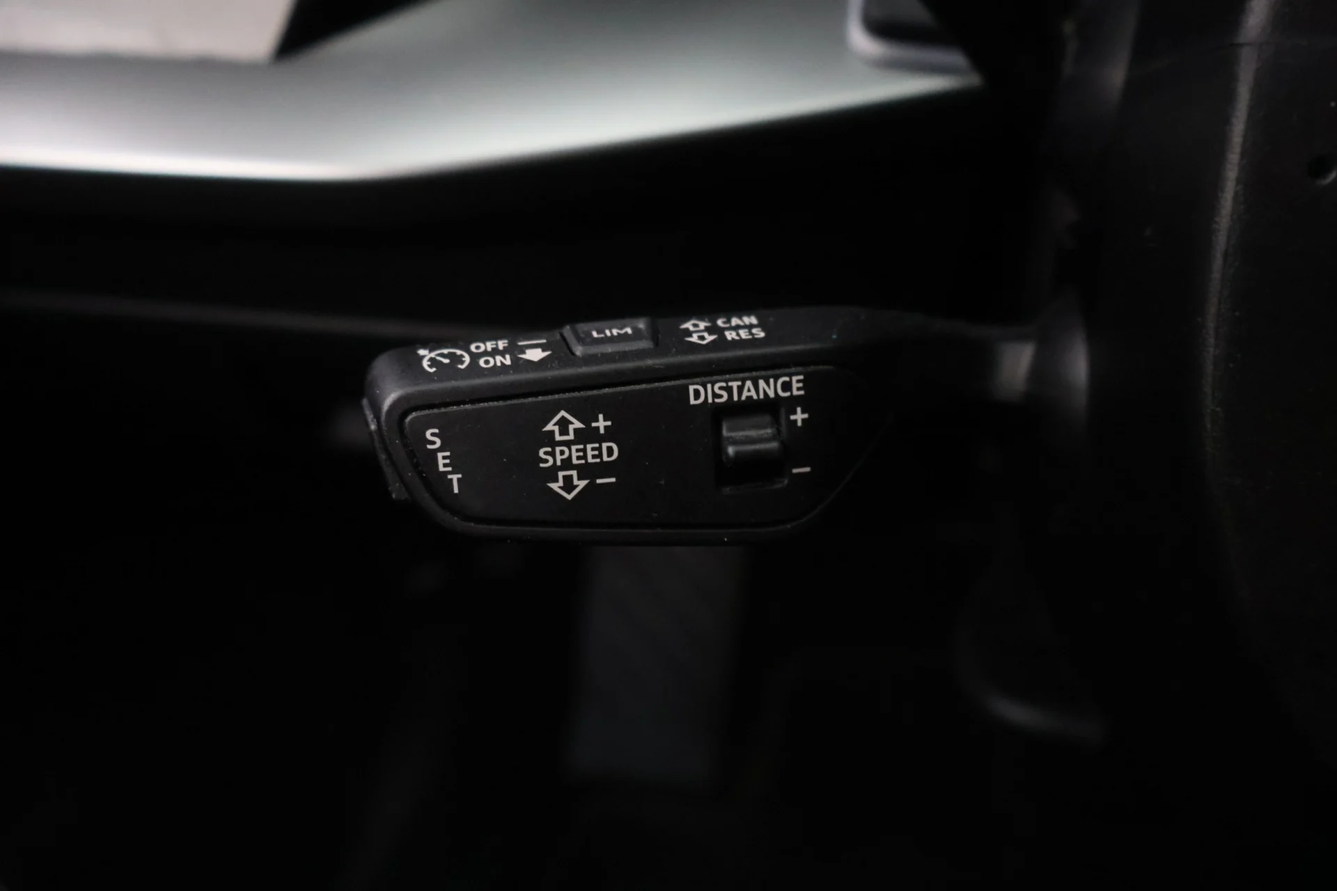 Car Image - 53HUm62MoZJMN4by0MKPR4