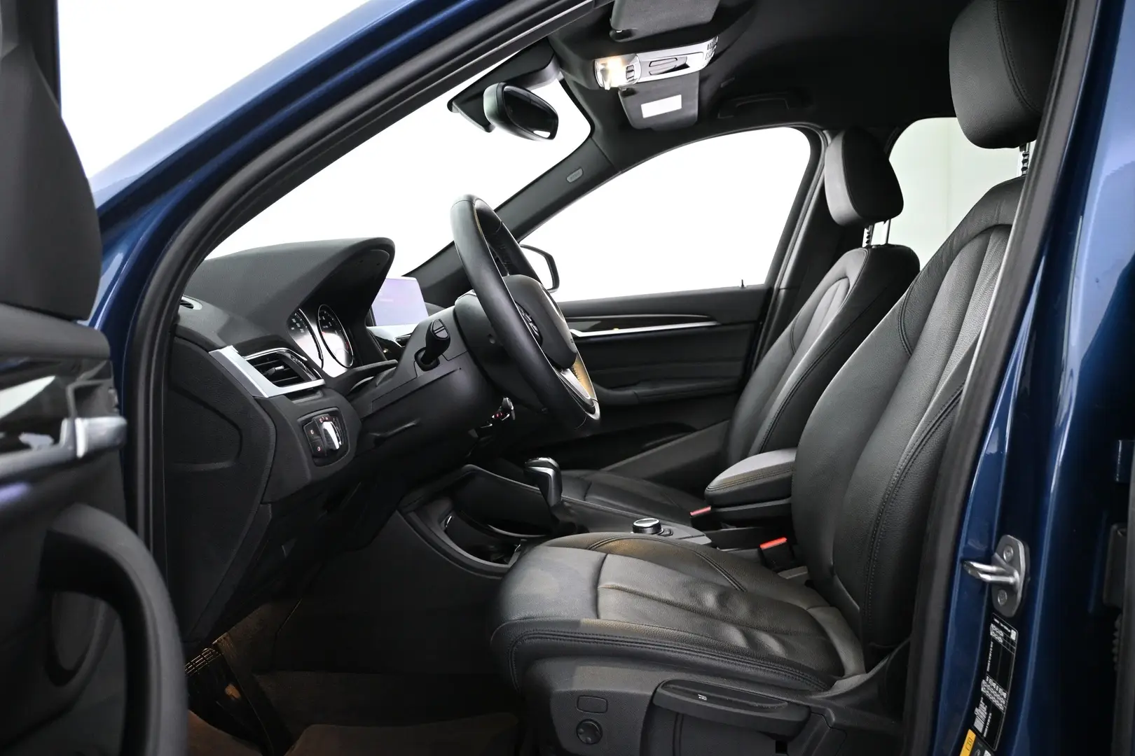 Car Image - 2VHEybPJmCtazf4pBCI5ec