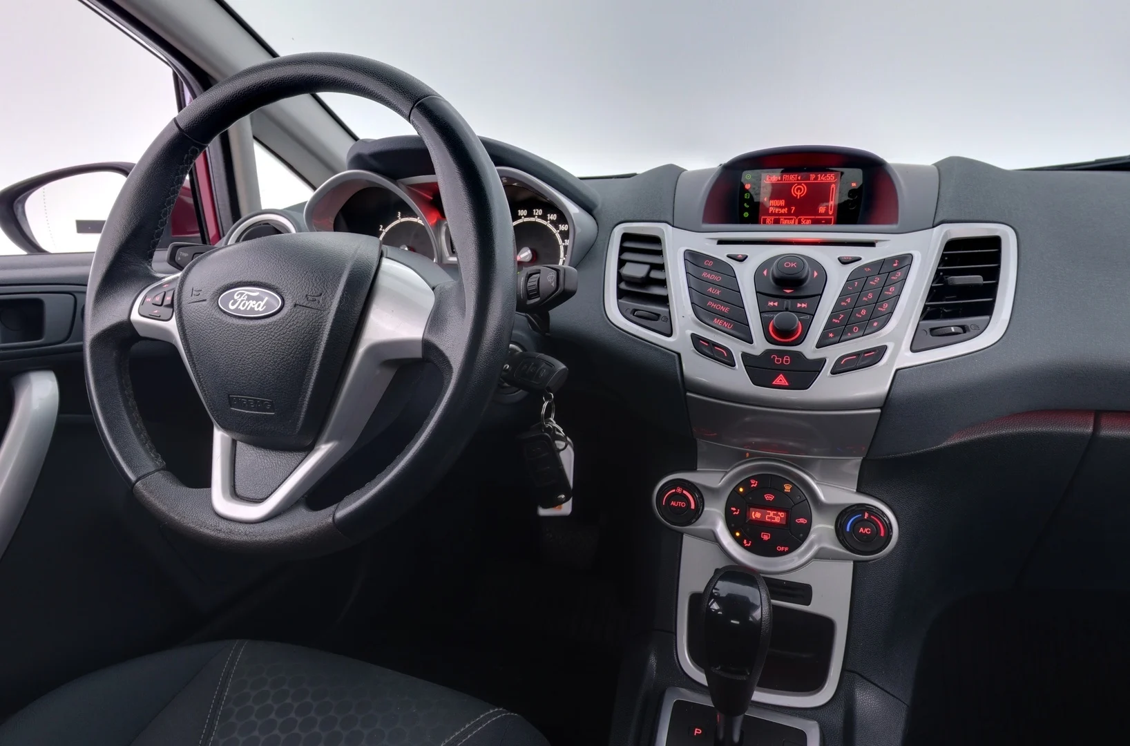 Car Image - 34AhybGq3pvPckBDtXsWIA