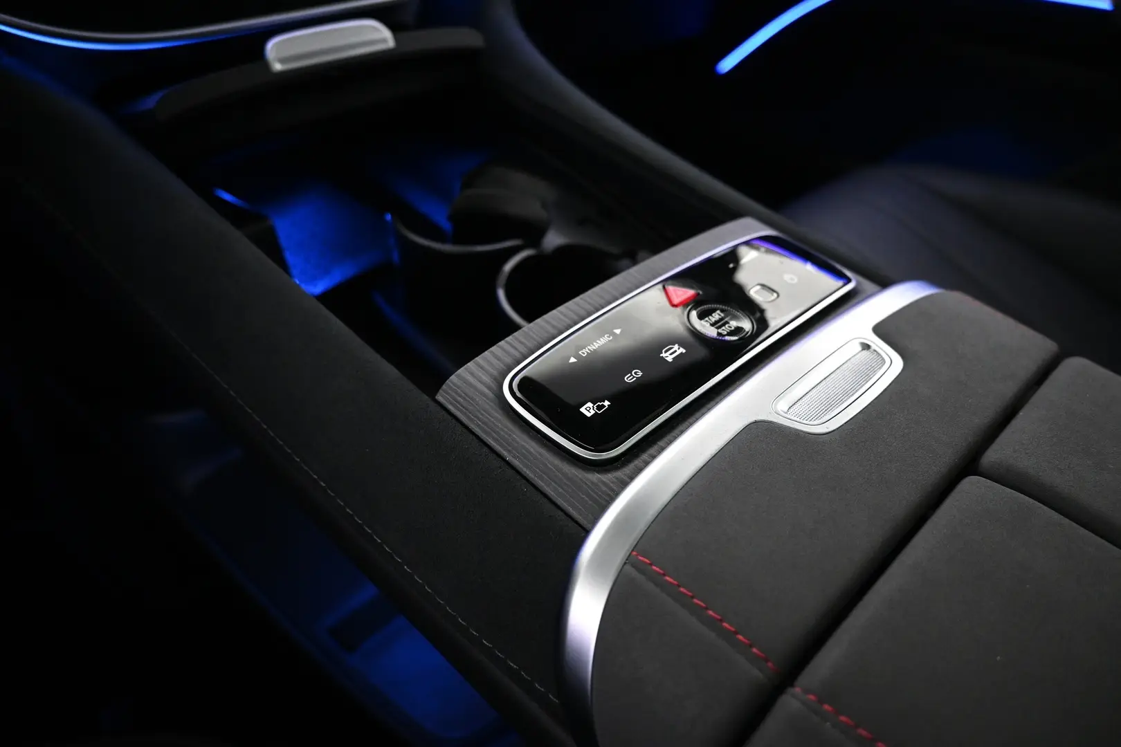 Car Image - 3bbWkwIgd8craSUlstdBlH