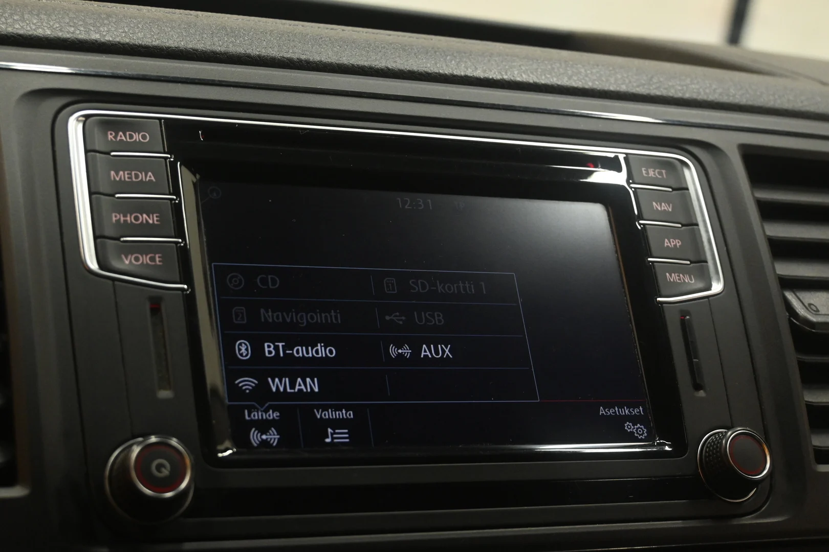 Car Image - 3A4bgaZucS8xOsNmjM6XXW