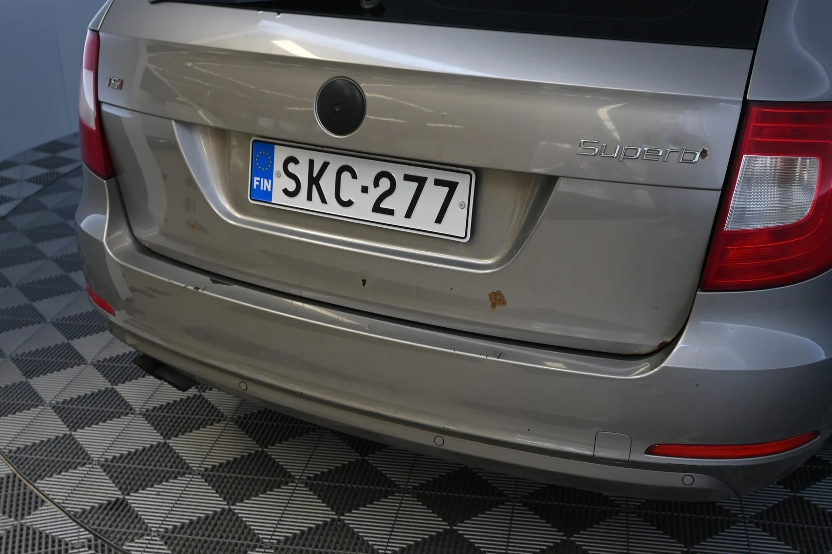 Car Image - 5NmDufYDvTQf1M67mFboRq