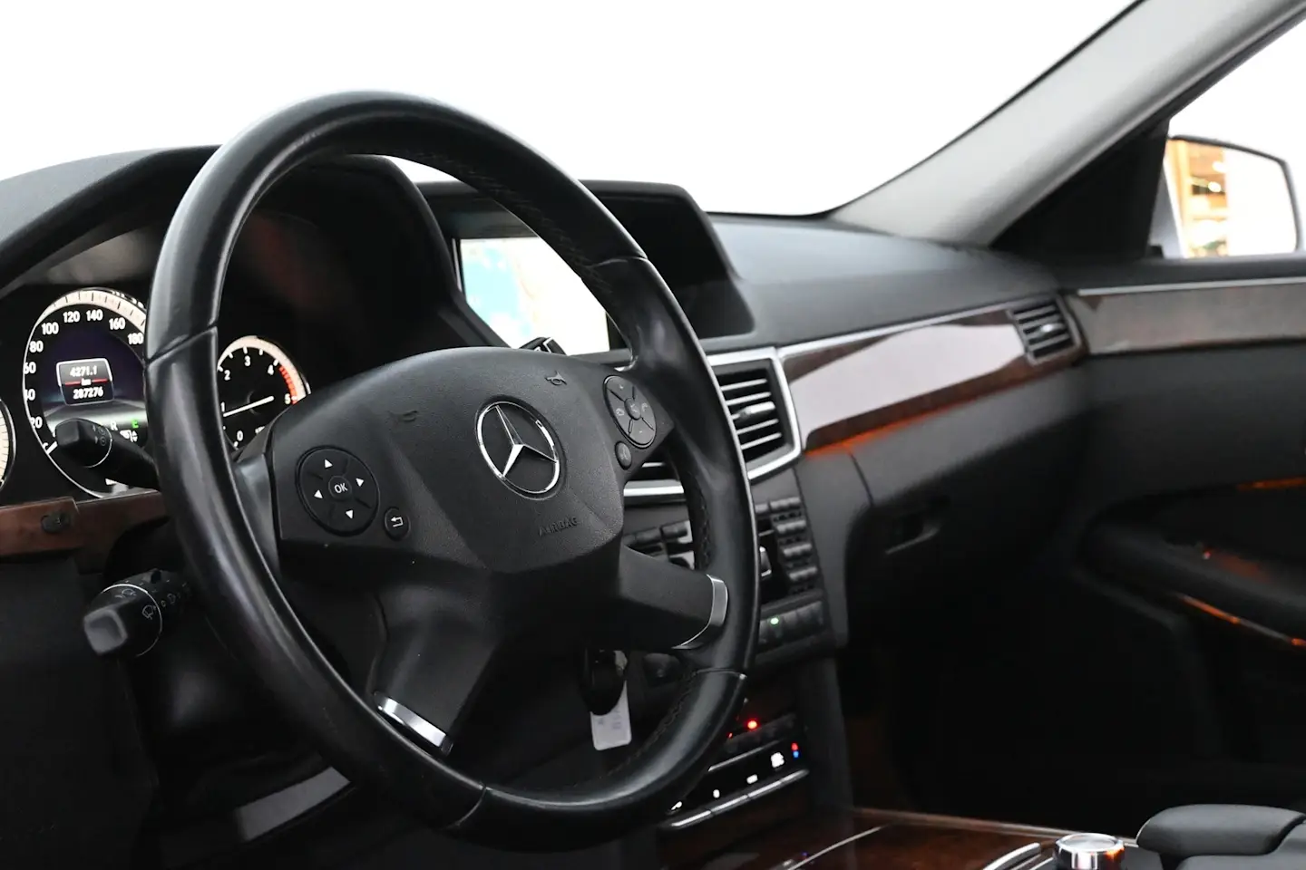 Car Image - 1AhBjVwjP2RETEc1IUsKB1