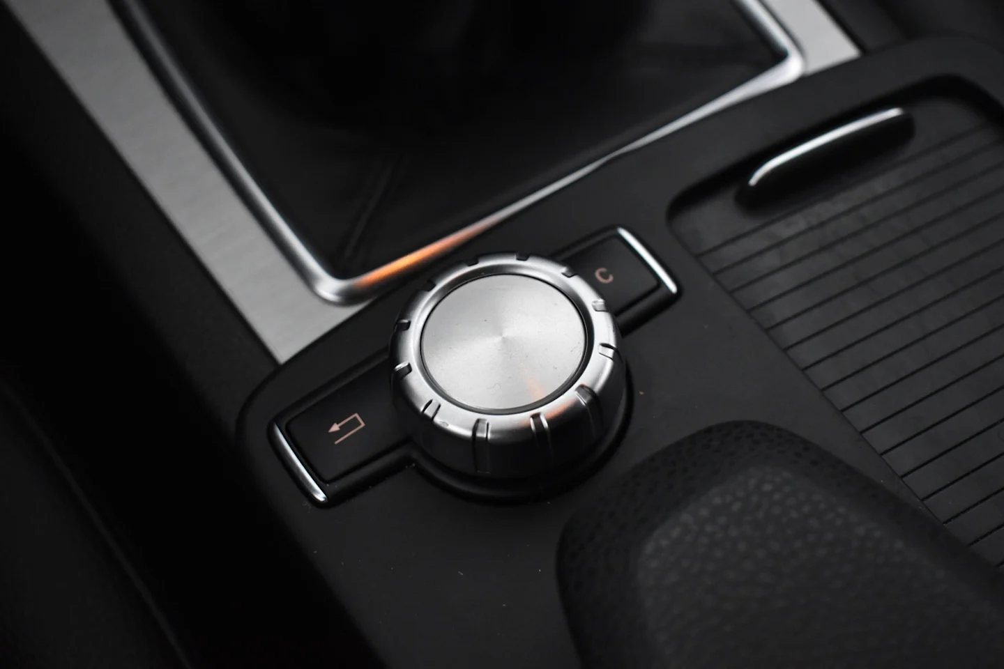 Car Image - VRYdRN7uAi0L3xnt3kAJz