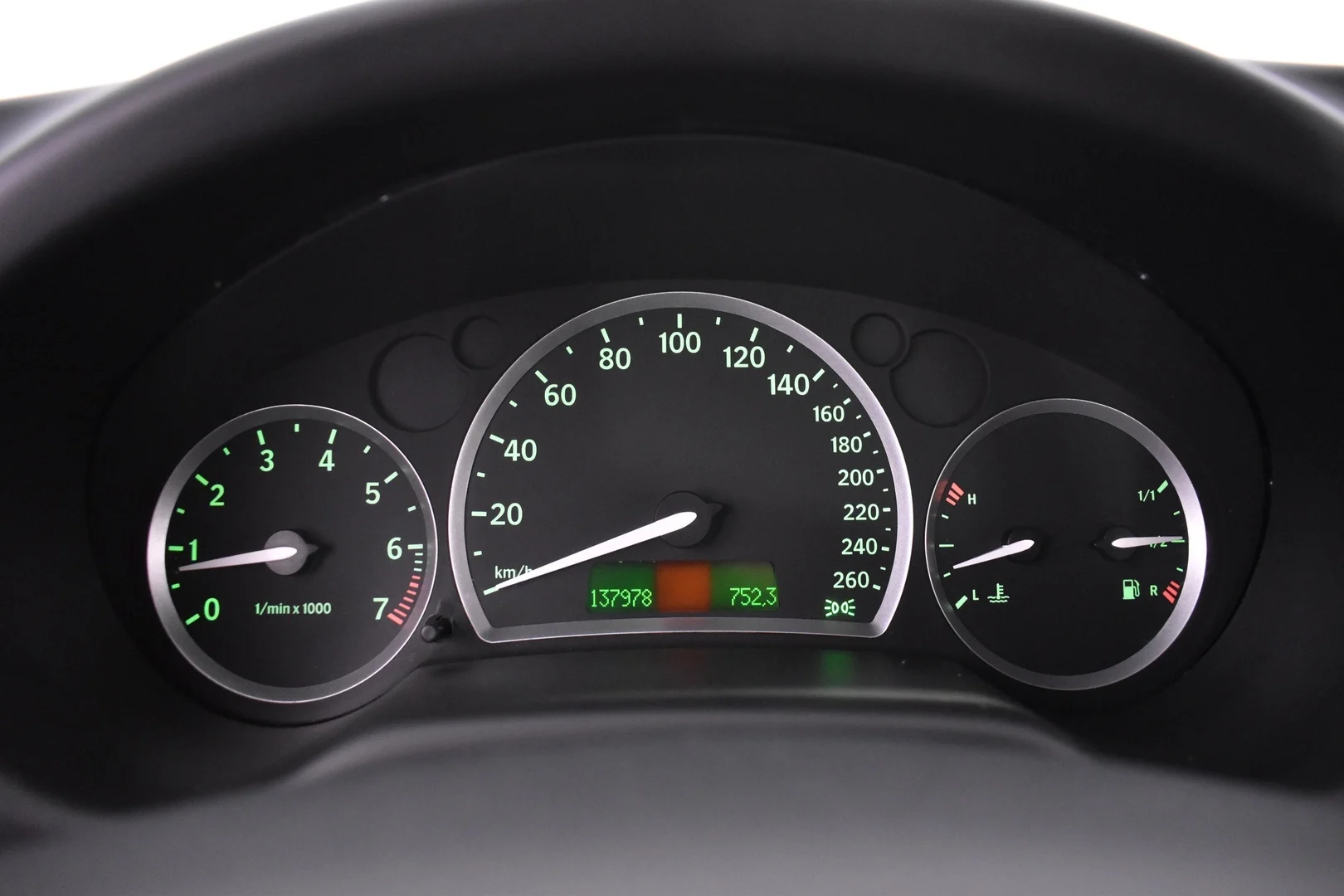 Car Image - 5xckQtgy75ZlozncxsfCc3