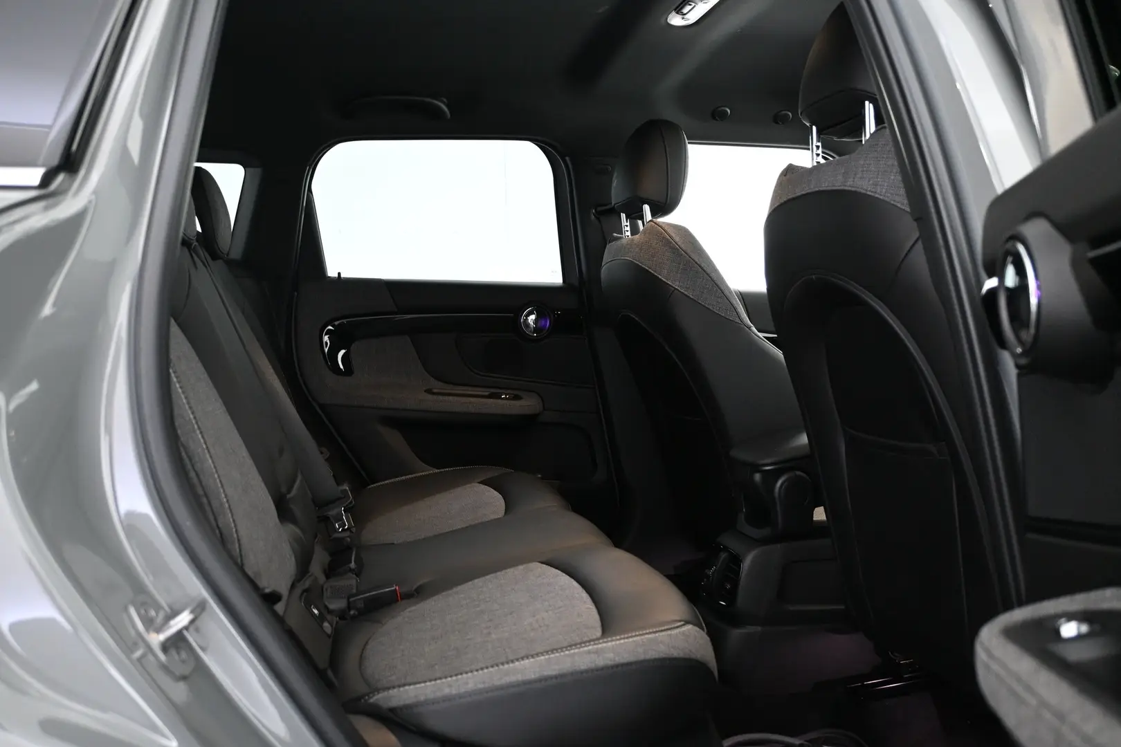 Car Image - 2bs03Q1ZUg69665FOWH30Q