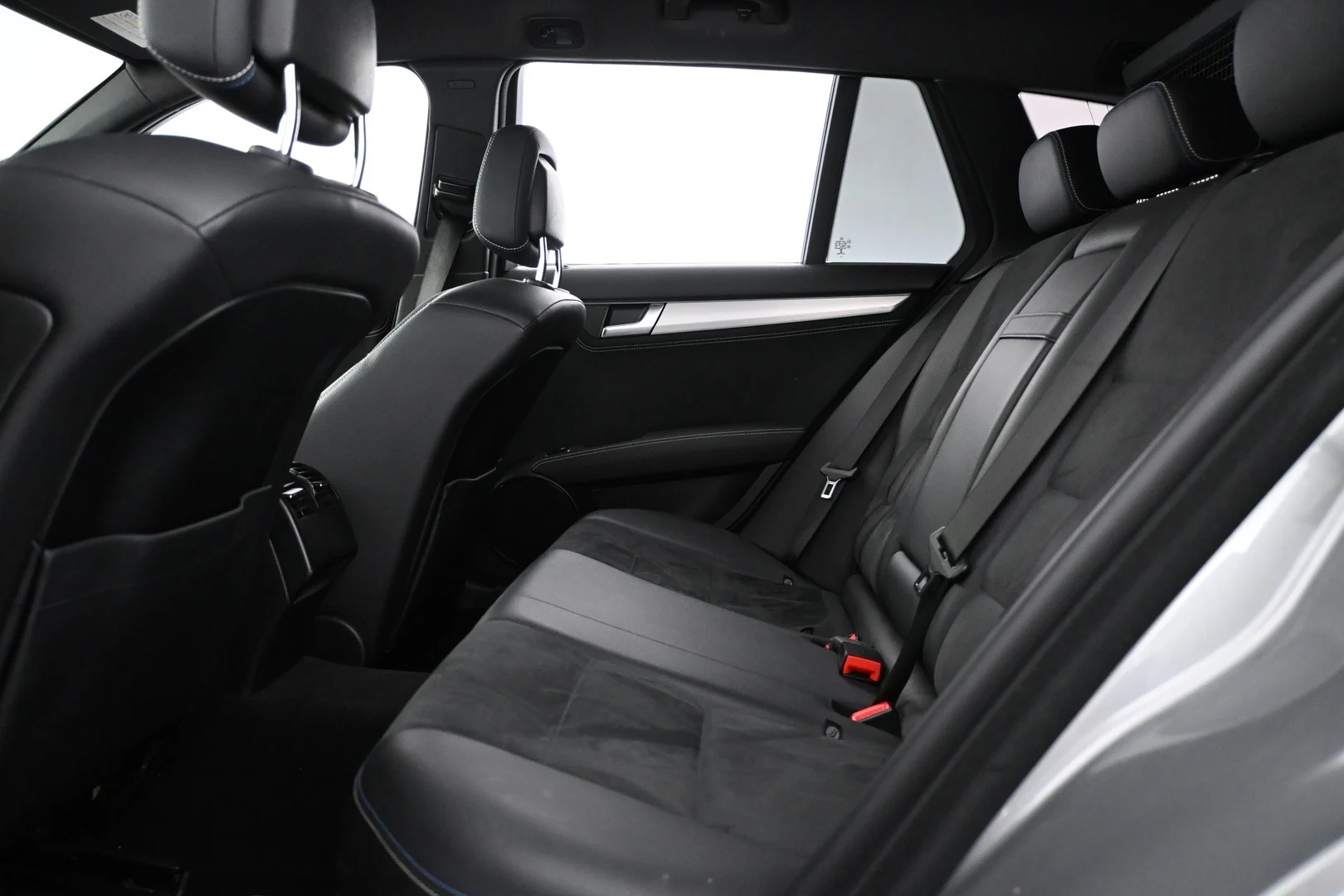 Car Image - 4frnjYyQYE9E6rubRamzBO
