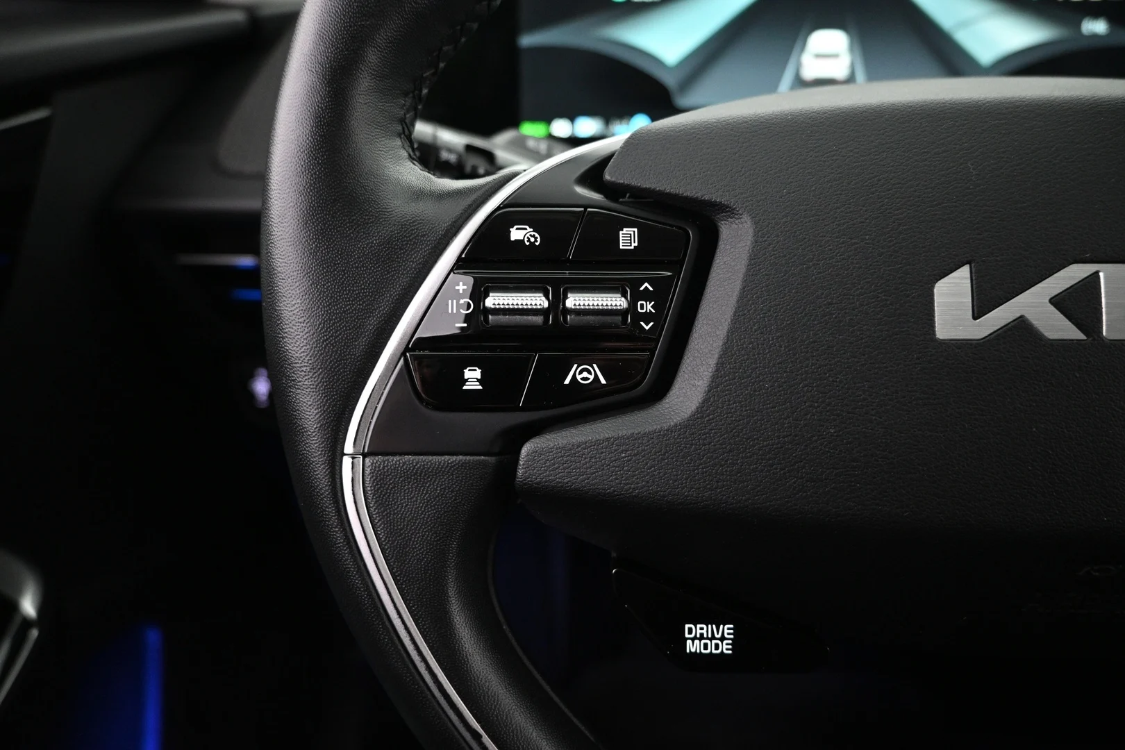 Car Image - 6wL5hFqIMMDMcGancXDZpl