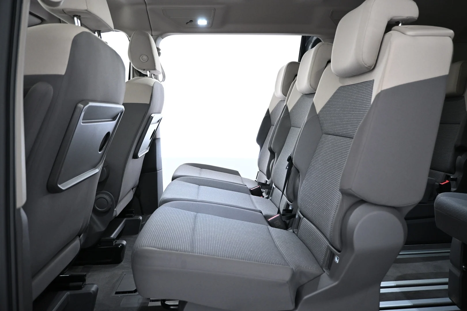 Car Image - 6XWdgjwsJCiUn8DkzhpUsU