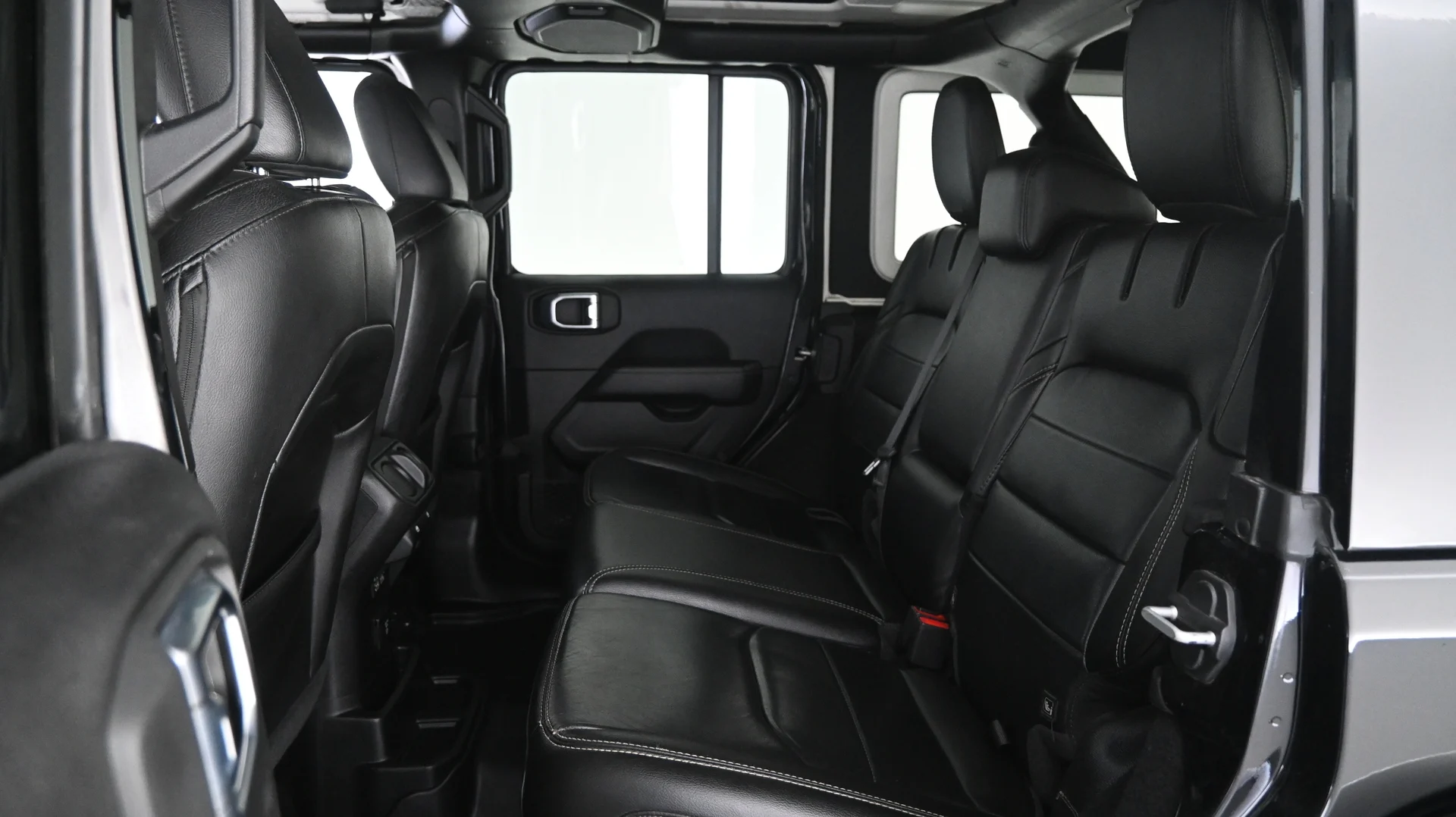 Car Image - 1ztHlB1r8Y1Filt1qtiBnD