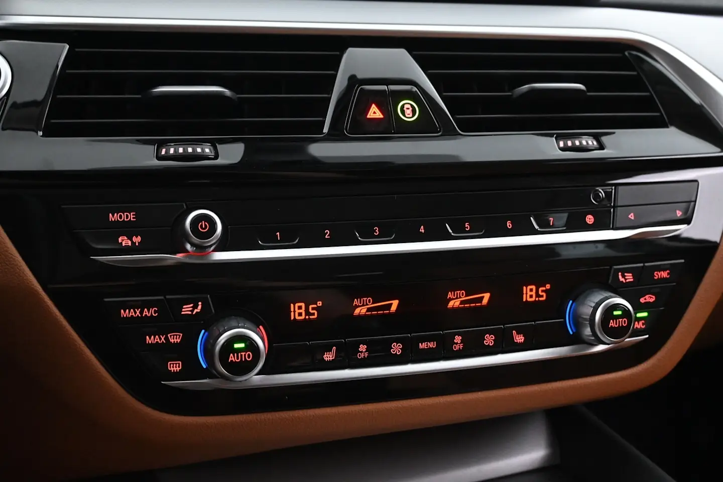 Car Image - 3QGhsFS1bYXs5fSMgkzQXe