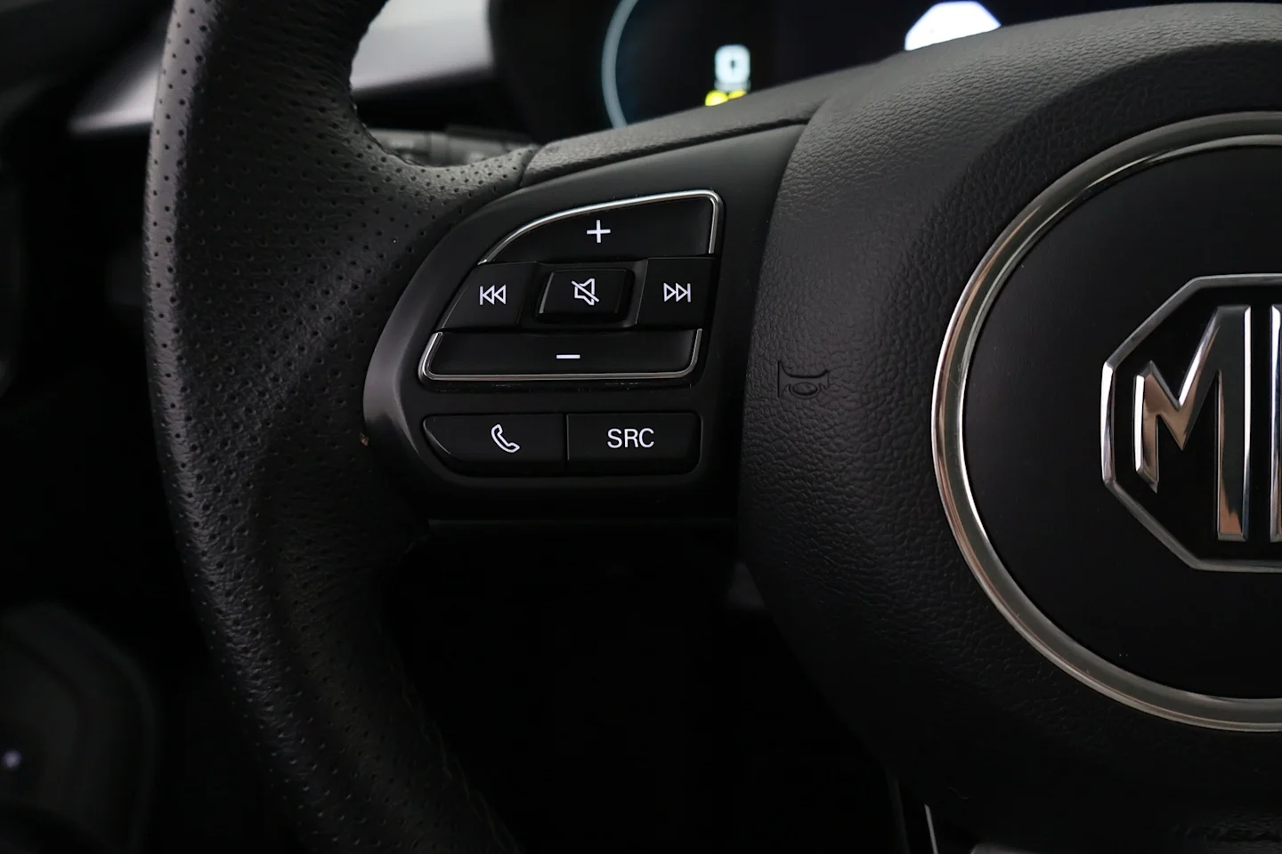 Car Image - 20c20iqXXOuIPNj3Hm6y1Q