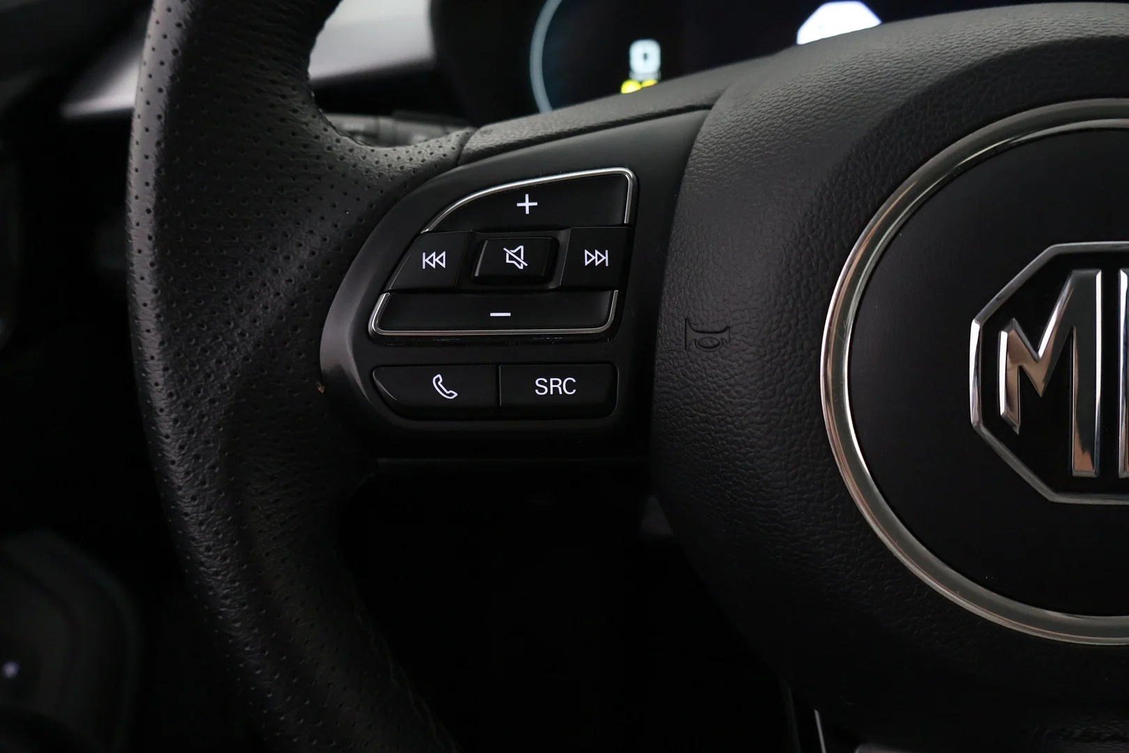 Car Image - 20c20iqXXOuIPNj3Hm6y1Q
