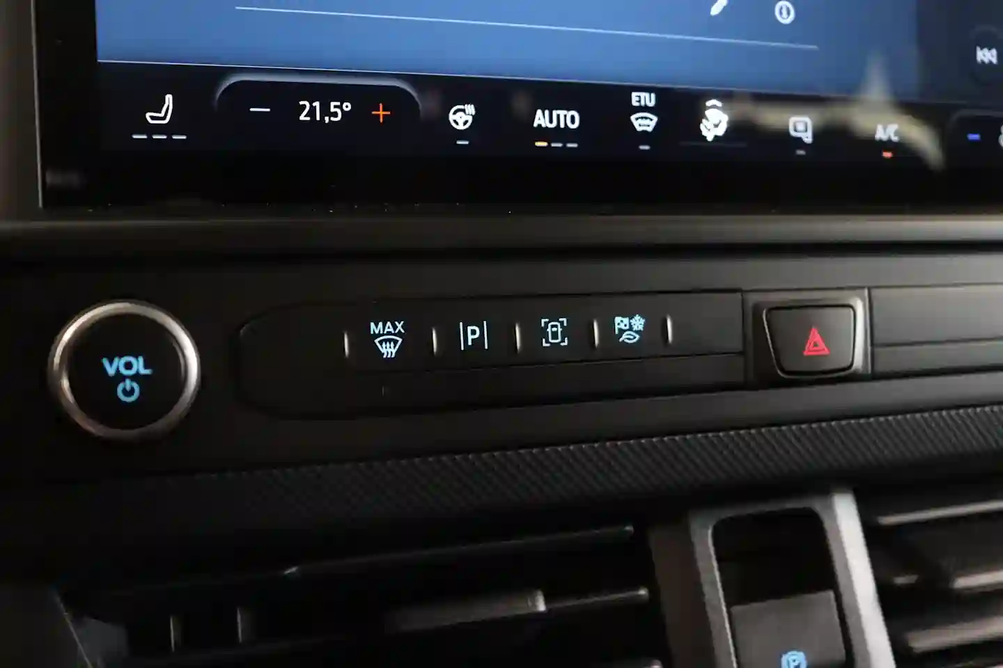 Car Image - 2lEGvc6vtL3EXkPp7JGFsM