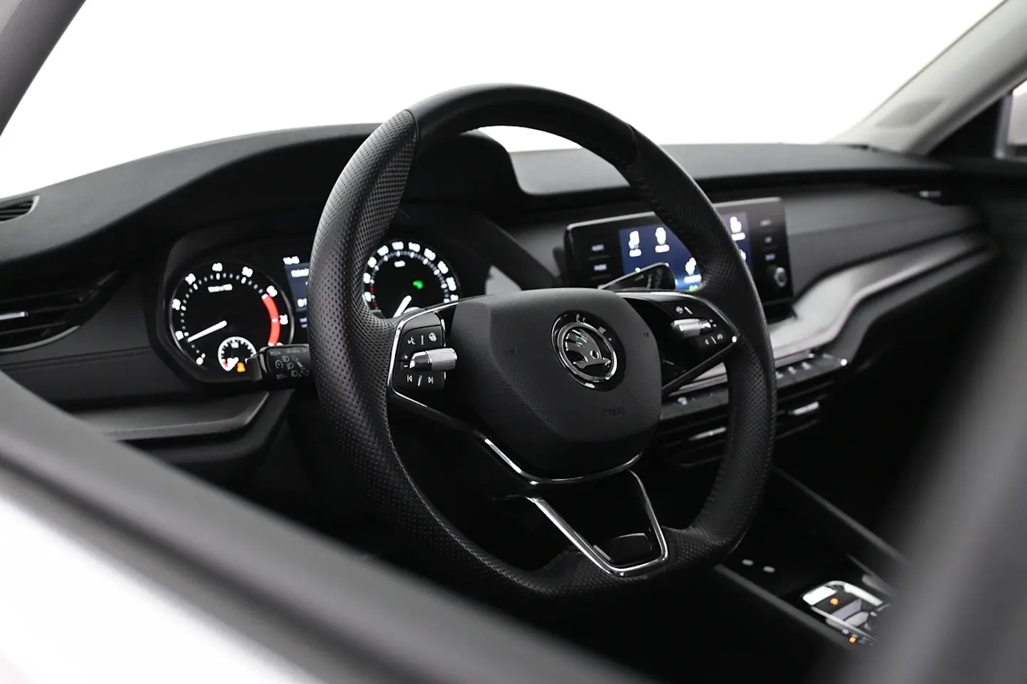 Car Image - 50WtcGiVfmvhqokNAtiJqy