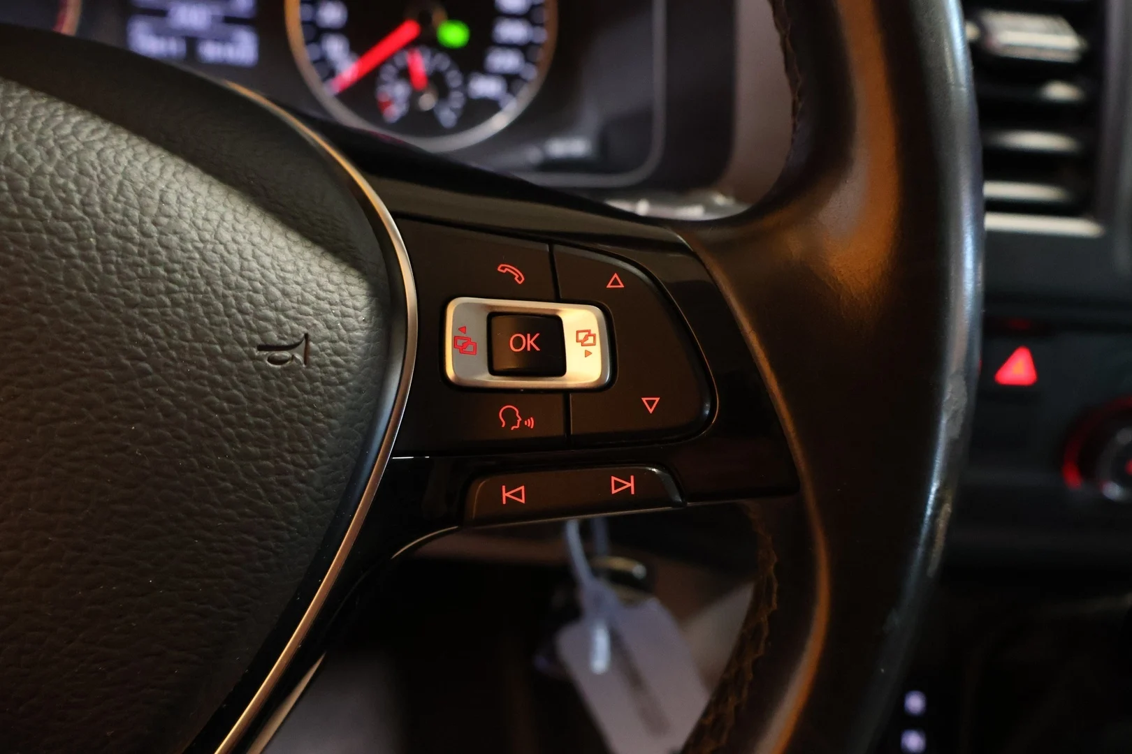 Car Image - 1Edraztgge8INnCCDYbMo8