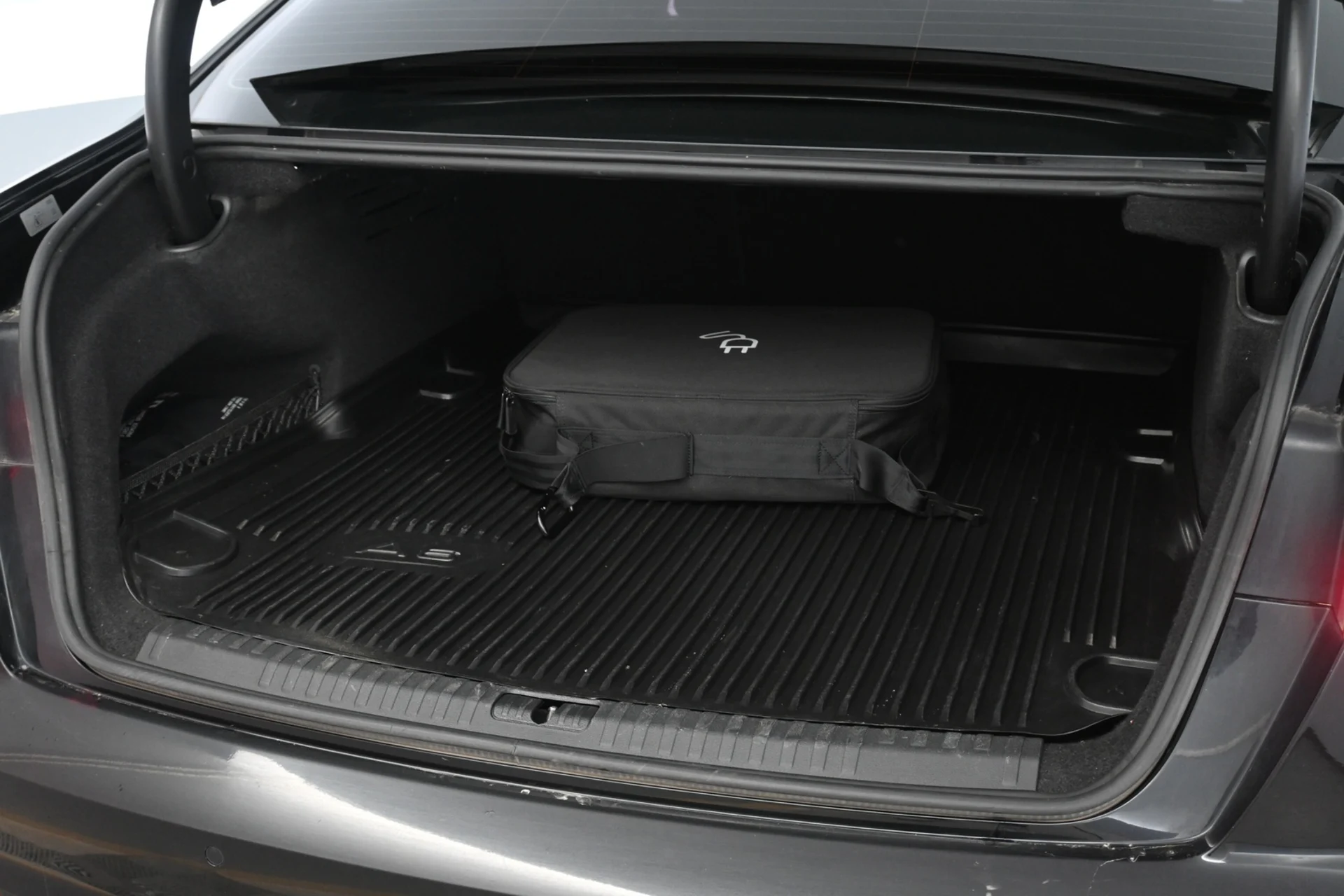 Car Image - 2Ja9MF9x5QJOfOWGbLtH7I