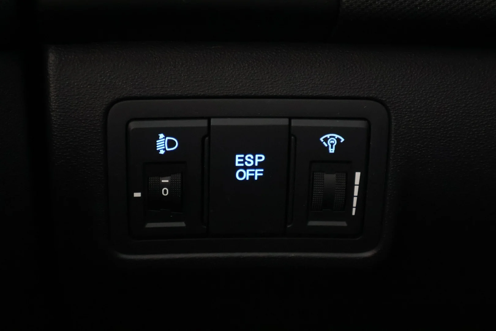 Car Image - omtN7RcoENpy2K4s4cYC6