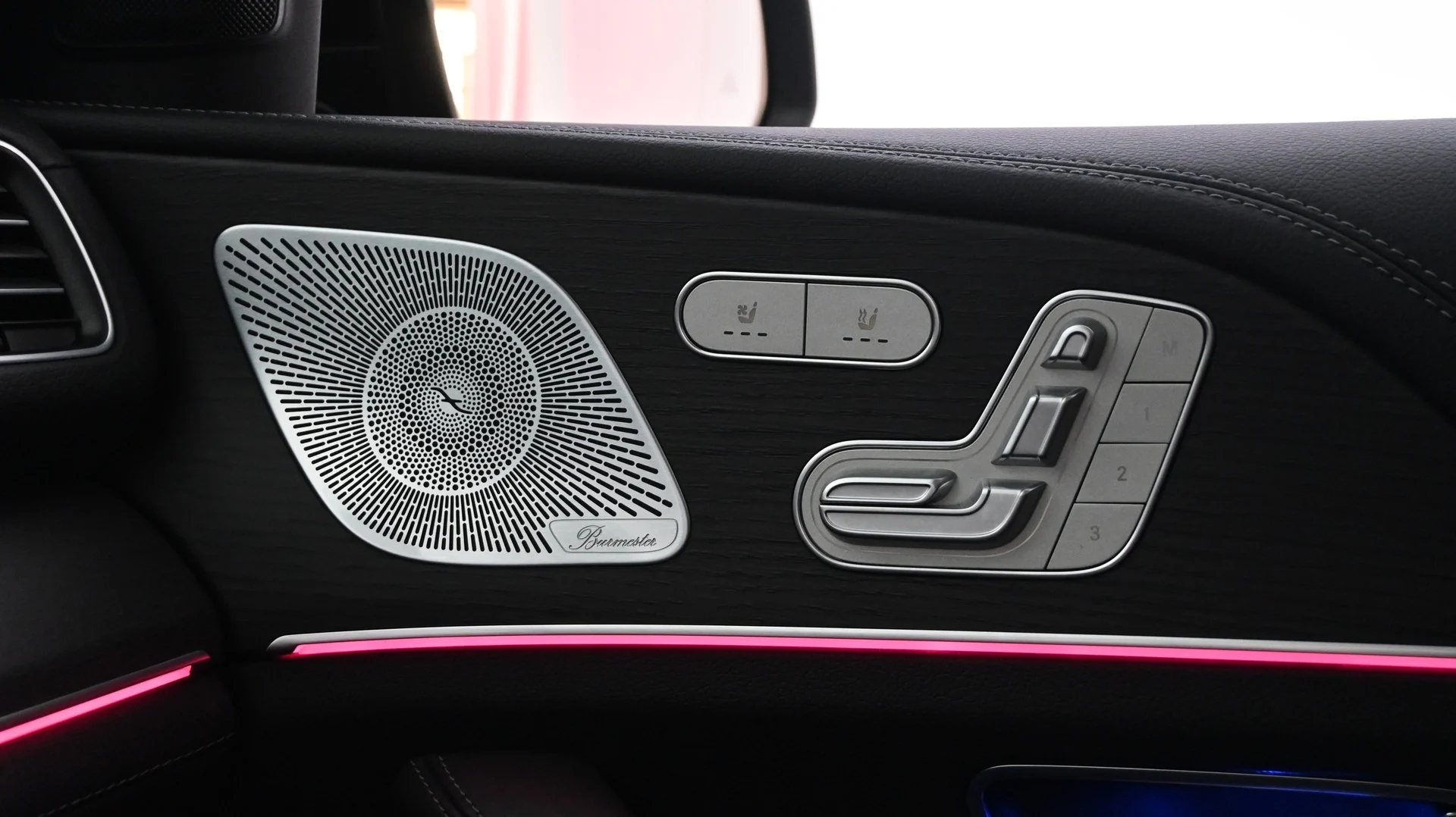 Car Image - 58RHLAtUSKJYHxF8vyyUU5