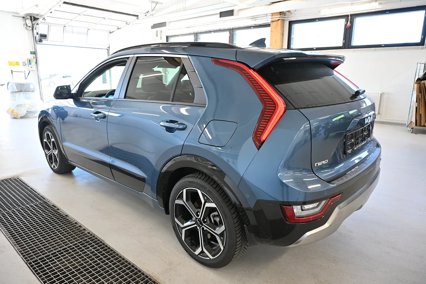 Car Image - 3c08YlzUougQkd9UJLWsWo