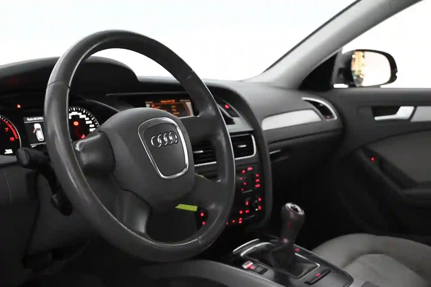 Car Image - 4BixllG5MFVnsfs7QM84bJ
