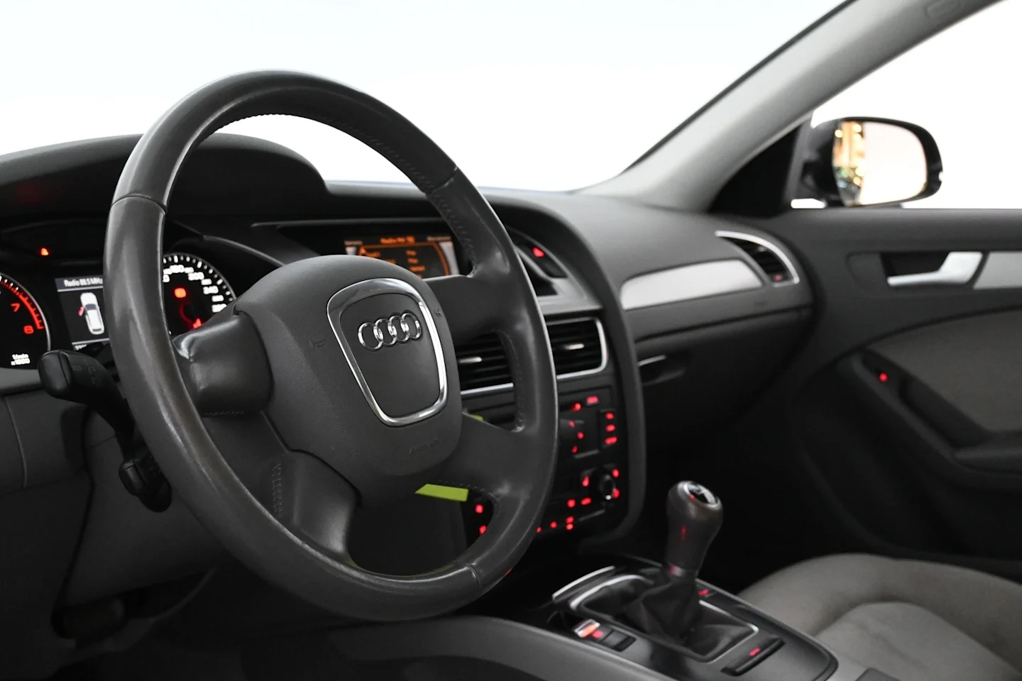 Car Image - 4BixllG5MFVnsfs7QM84bJ