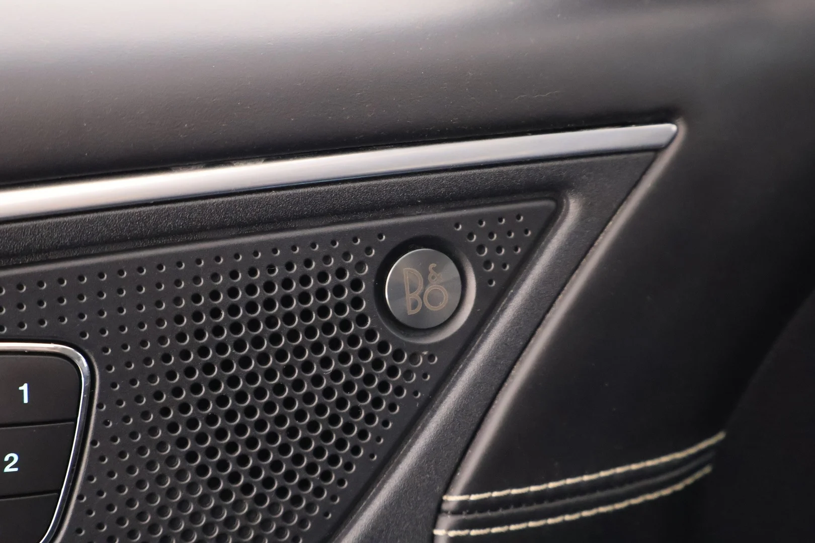 Car Image - 6BanZow4HyBW4yONkn7EnU