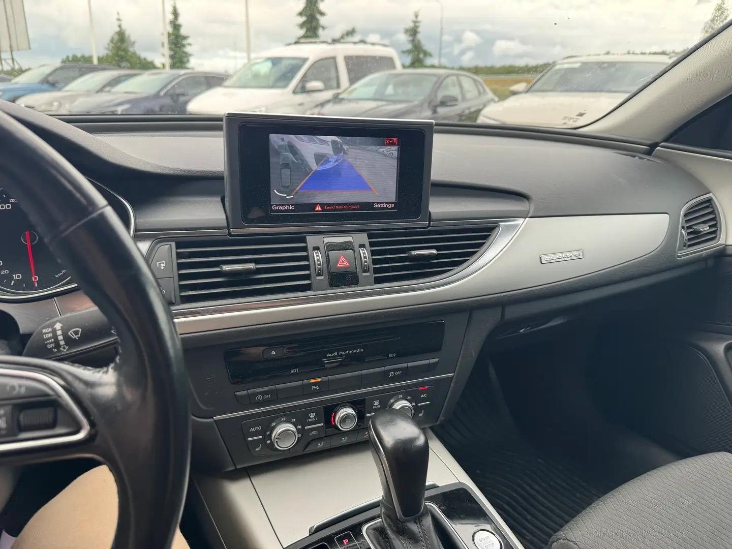 Car Image - qdfTt4GyqlgaluKW6XfmM