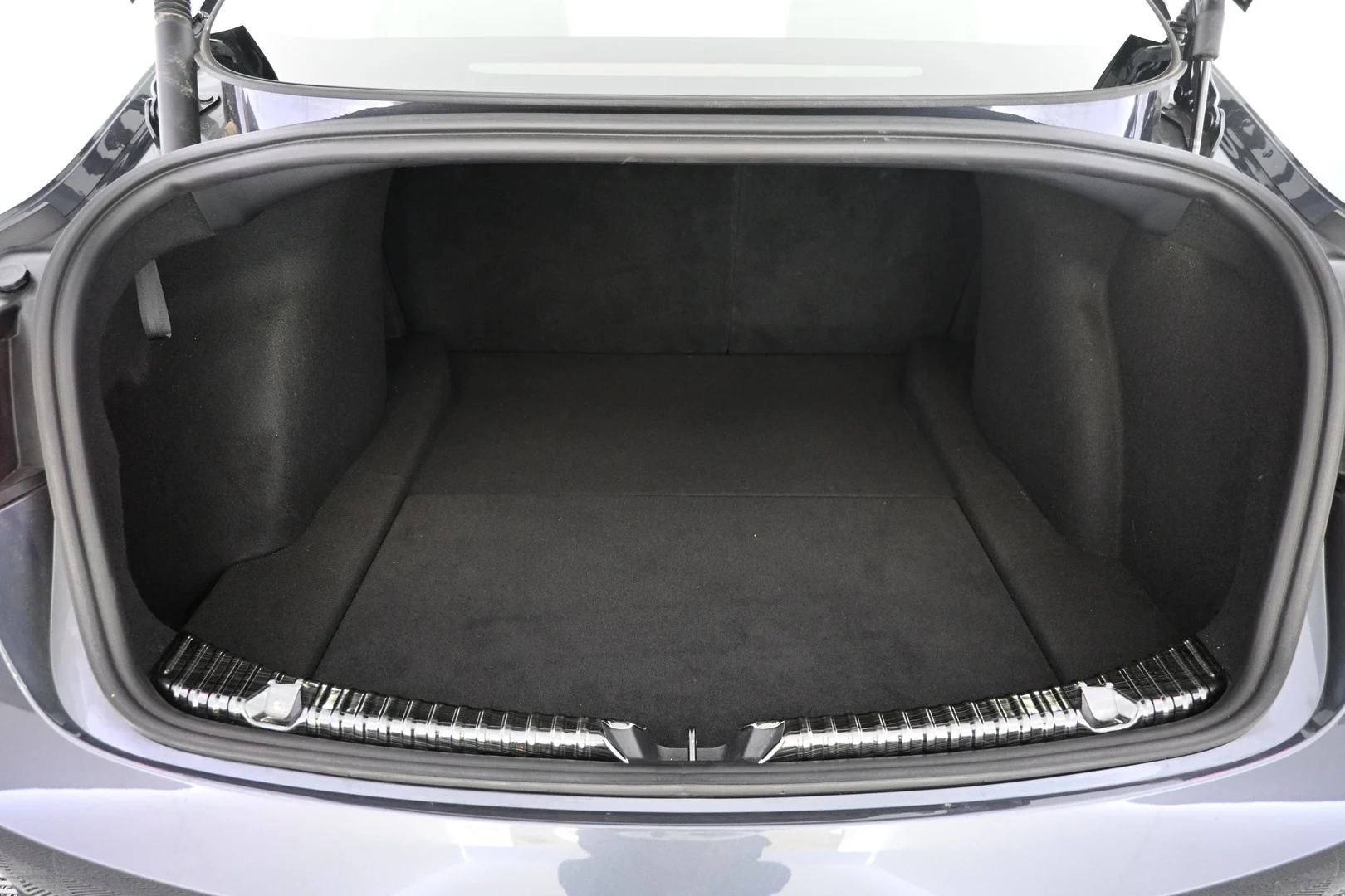 Car Image - 1y0Iio852xeTdeEdgehwwF