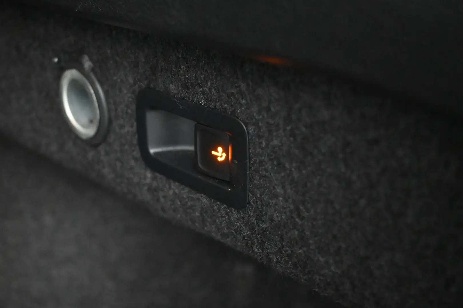 Car Image - 2FczeDDtWsb0OPE6DSYiQD
