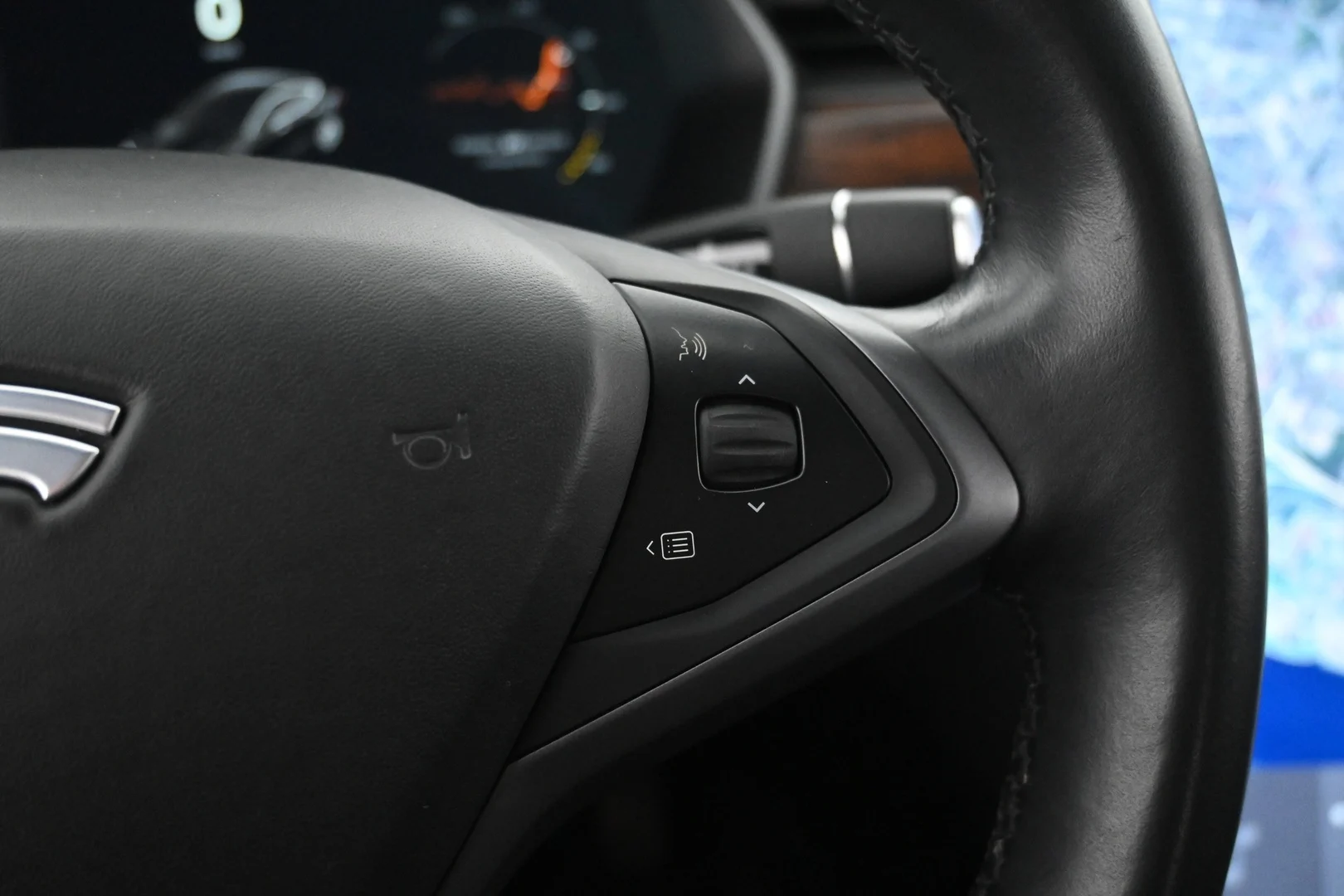 Car Image - 4kI0aekoFCw6uAgjc1TwOT