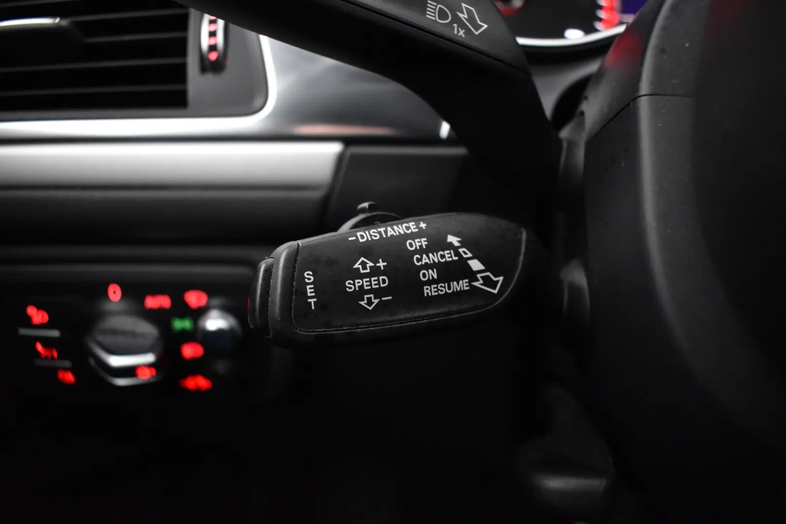 Car Image - 4kBumoMXvPpxLyhN7wTDbZ