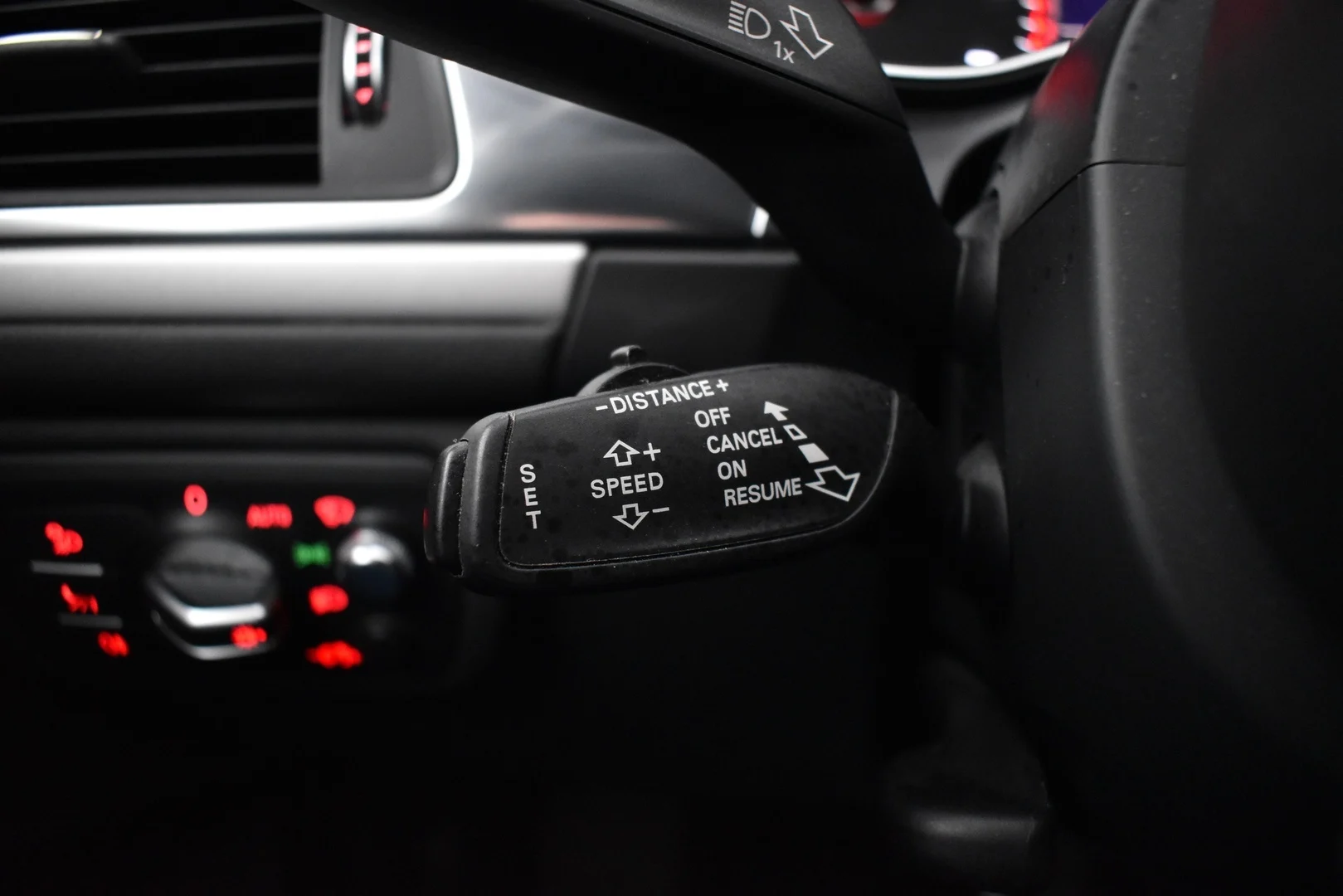 Car Image - 4kBumoMXvPpxLyhN7wTDbZ
