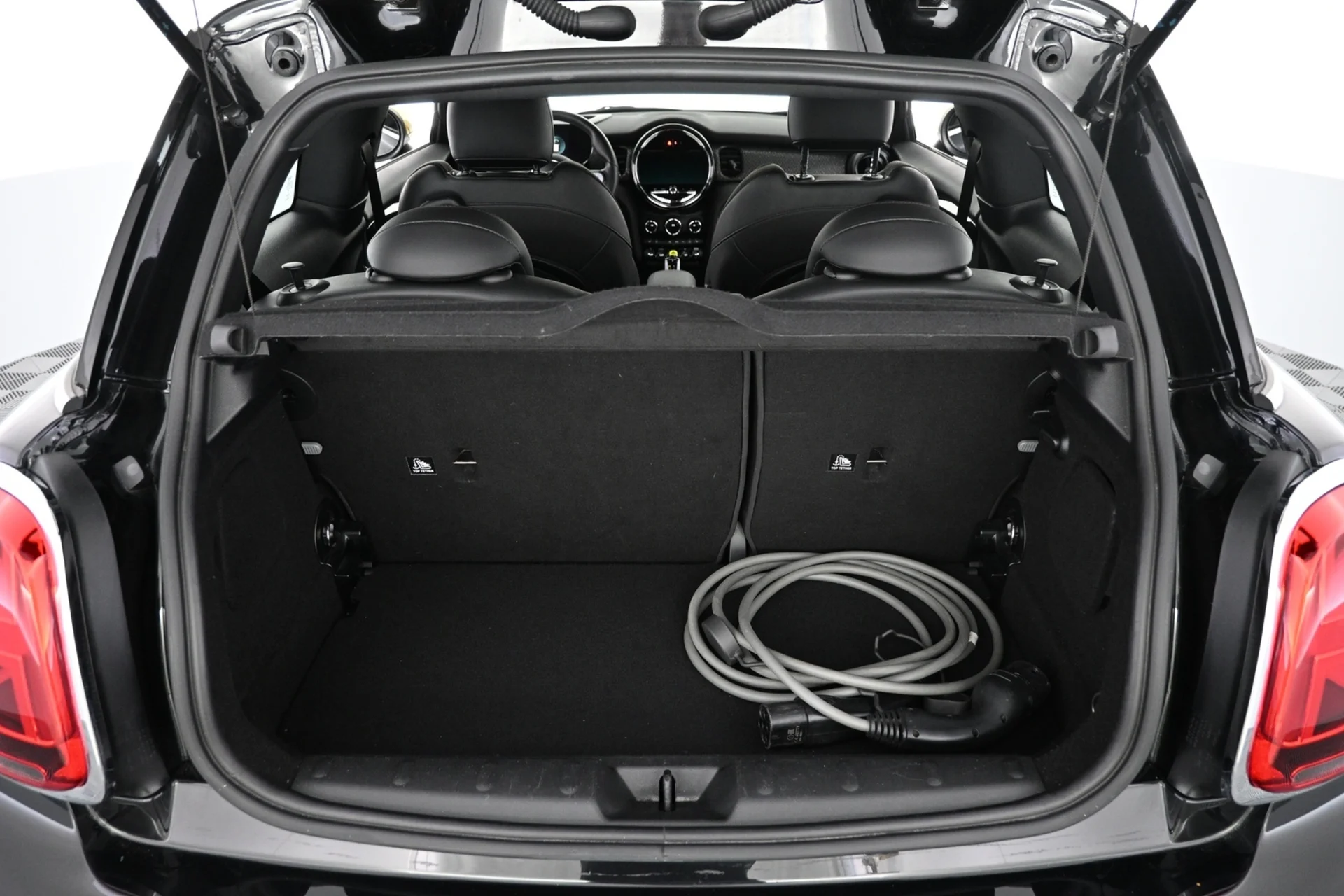 Car Image - 77tAIP57NCKTsK0PjaaYco