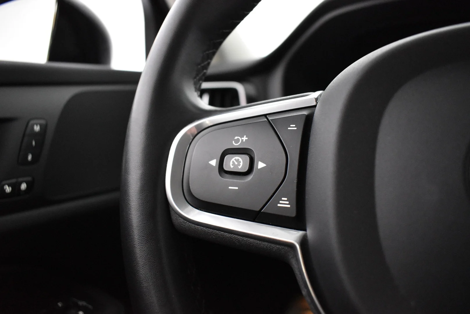 Car Image - 5KKmxUK0GXQ40k4ux9ffRm