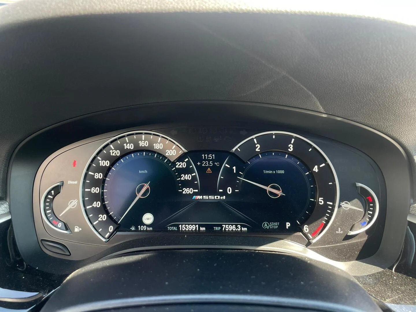 Car Image - an2voZWe11tosbg275H3u