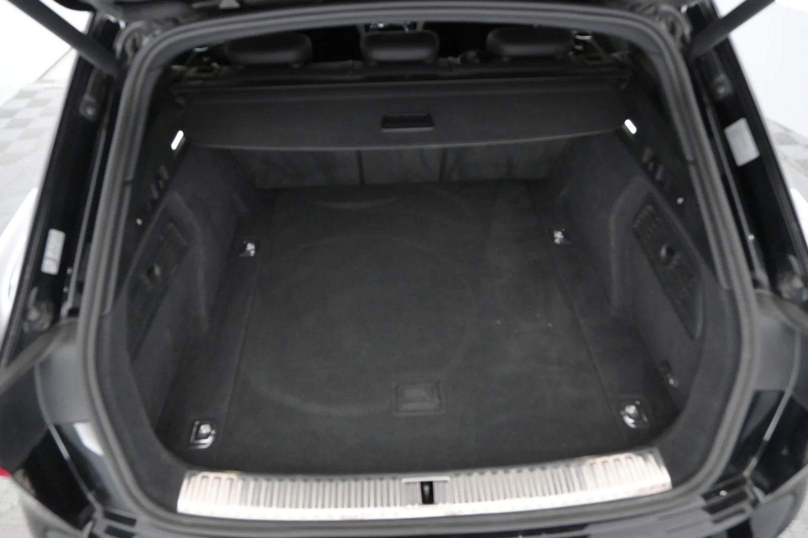 Car Image - 2FsBsh9Mj0VdfPytxPBK6