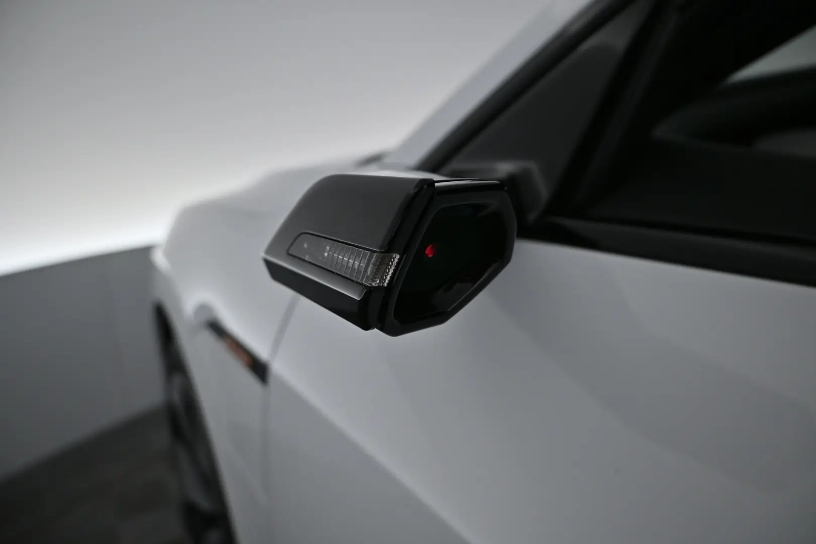 Car Image - 2Vhv4TxSLJLpx4kFKMtuMn