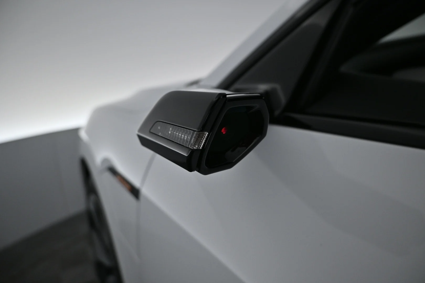 Car Image - 2Vhv4TxSLJLpx4kFKMtuMn