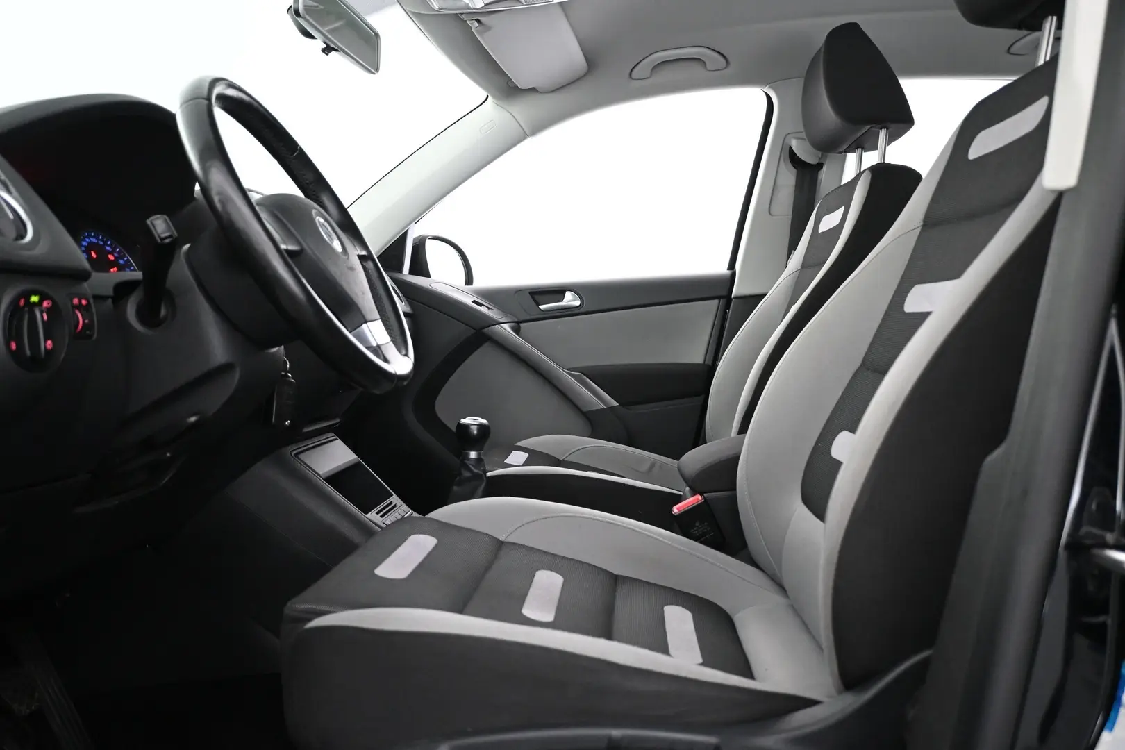 Car Image - 3hNJswI7iwfv1pJ31u2EId