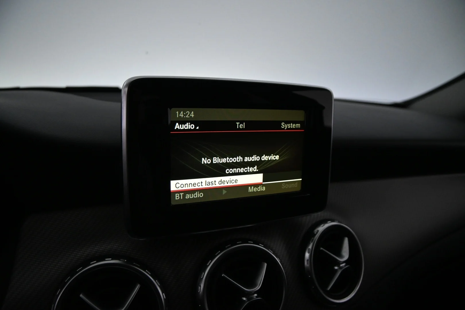 Car Image - 5Zr5NtqZt8tZWs1wMDA8FQ