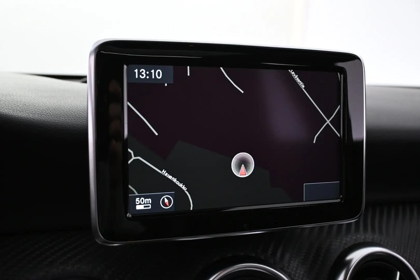 Car Image - VmL7blPMwk2ScW4DVkJGO