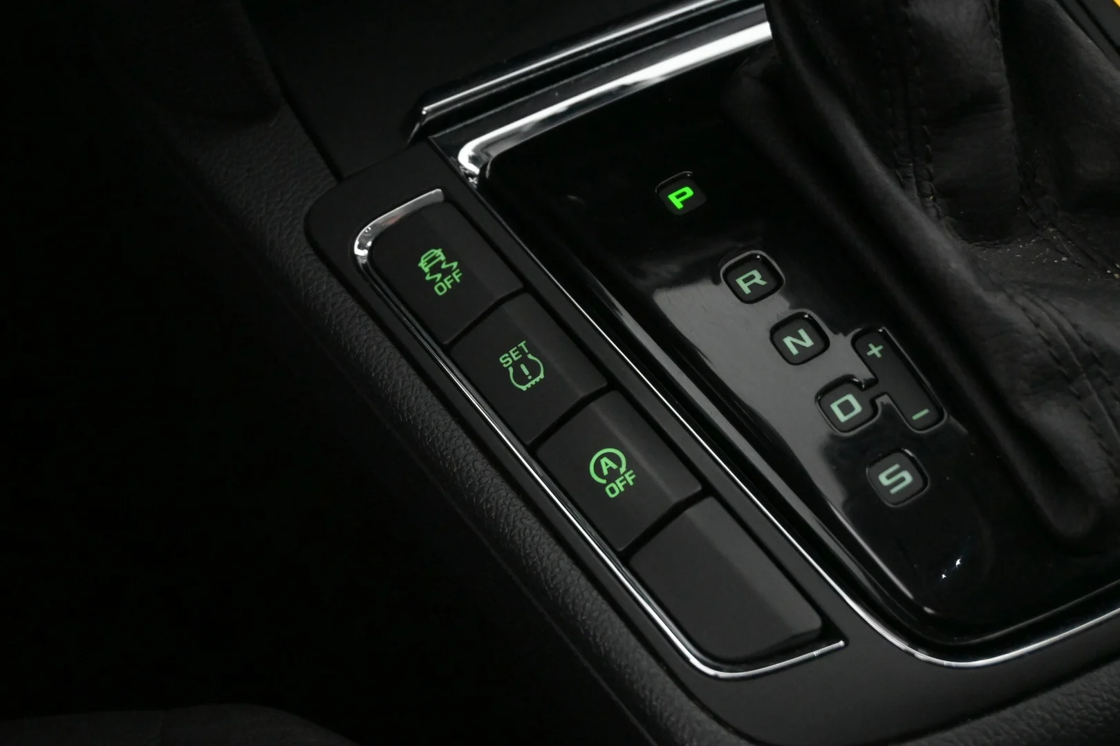 Car Image - 2oSixAoiKc8HR9nRxCMQdY