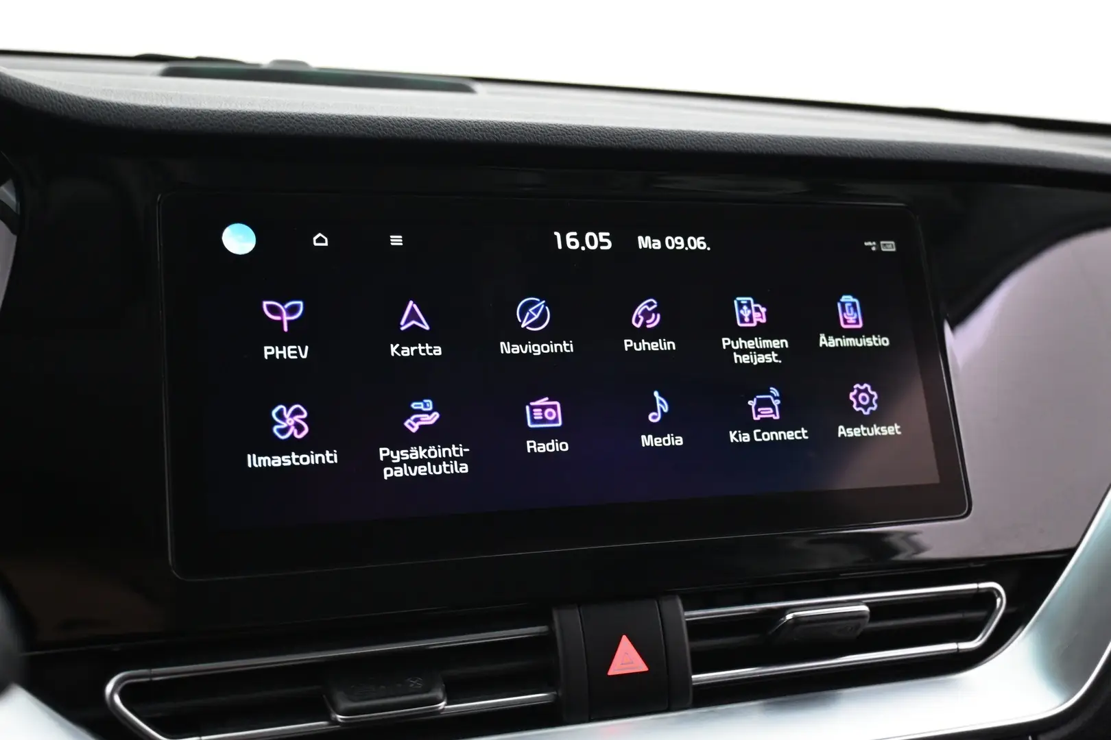 Car Image - 4xc4gDaNq6b3kqjcHMx2Ii