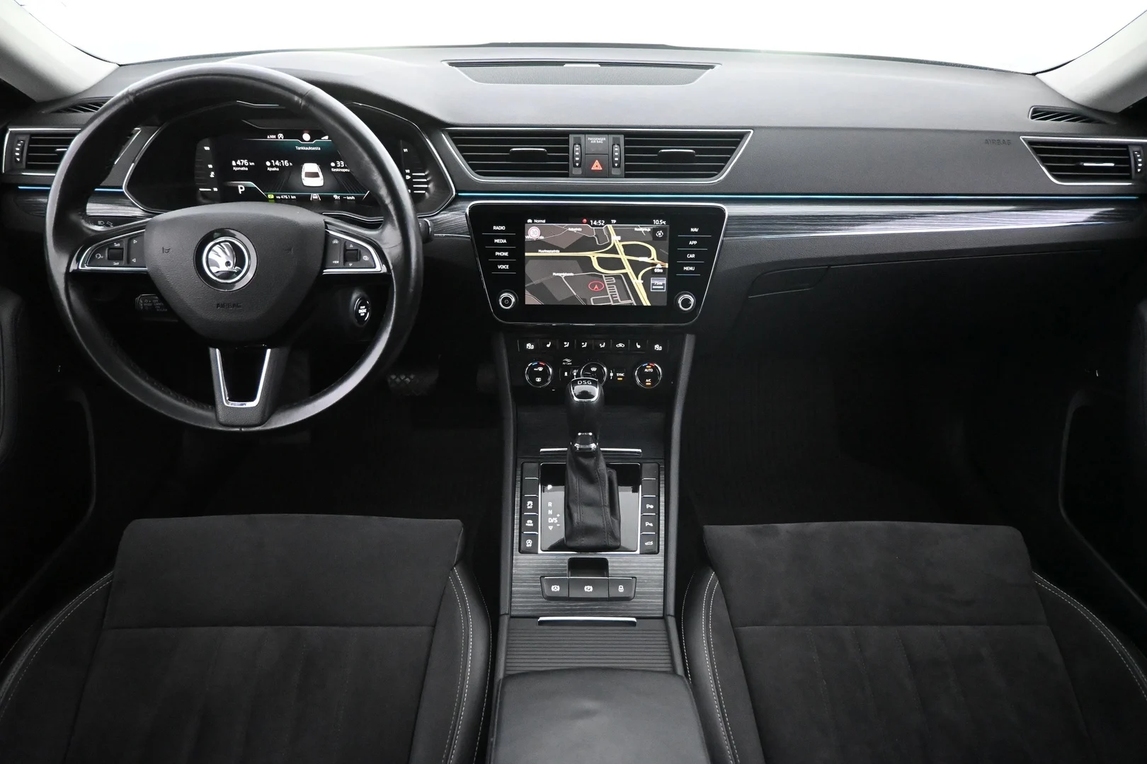 Car Image - 4l6YiS1ywvjkikTaTvpOq8